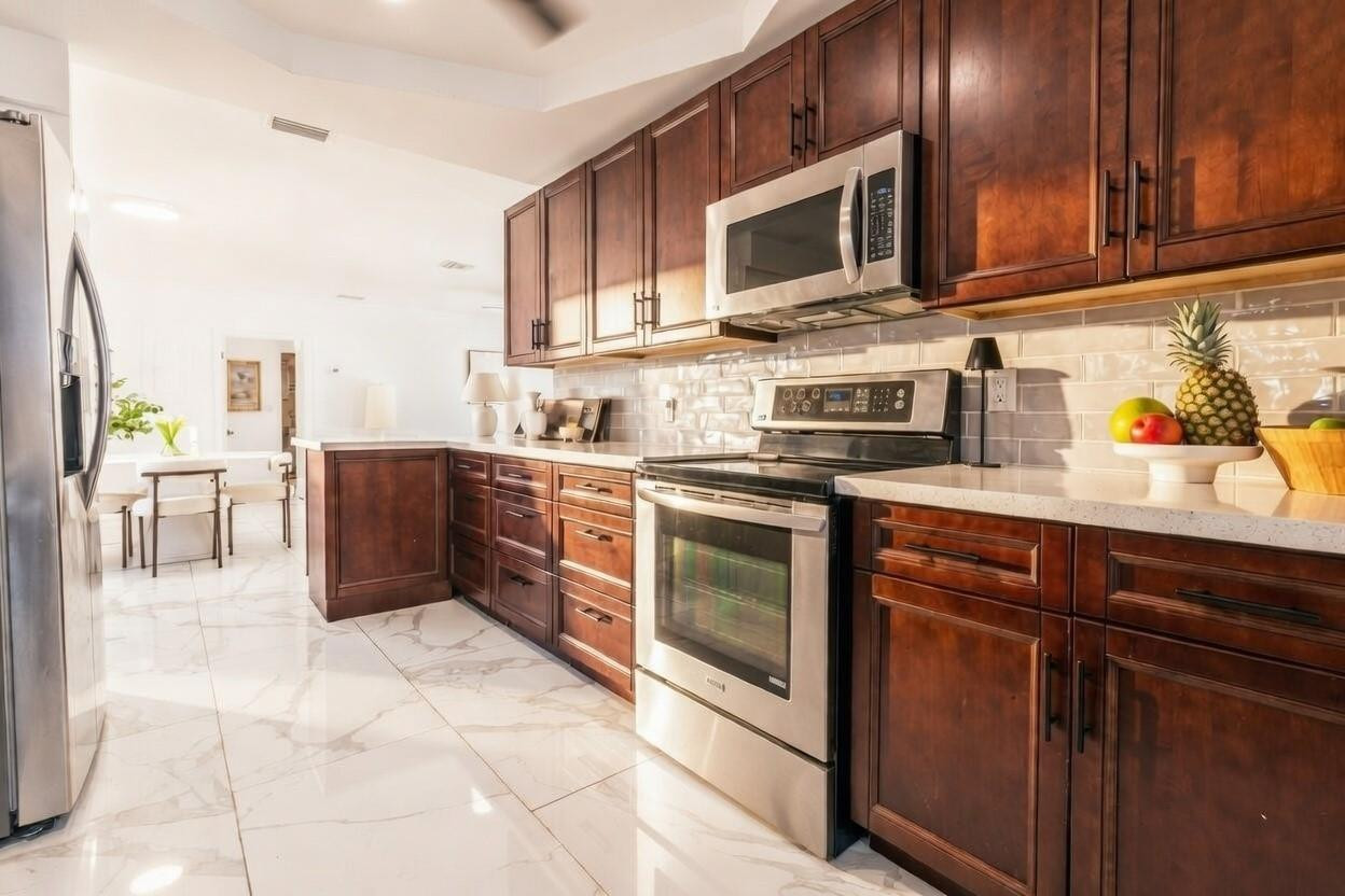 1714 W Las Olas Fort Lauderdale, FL 33312