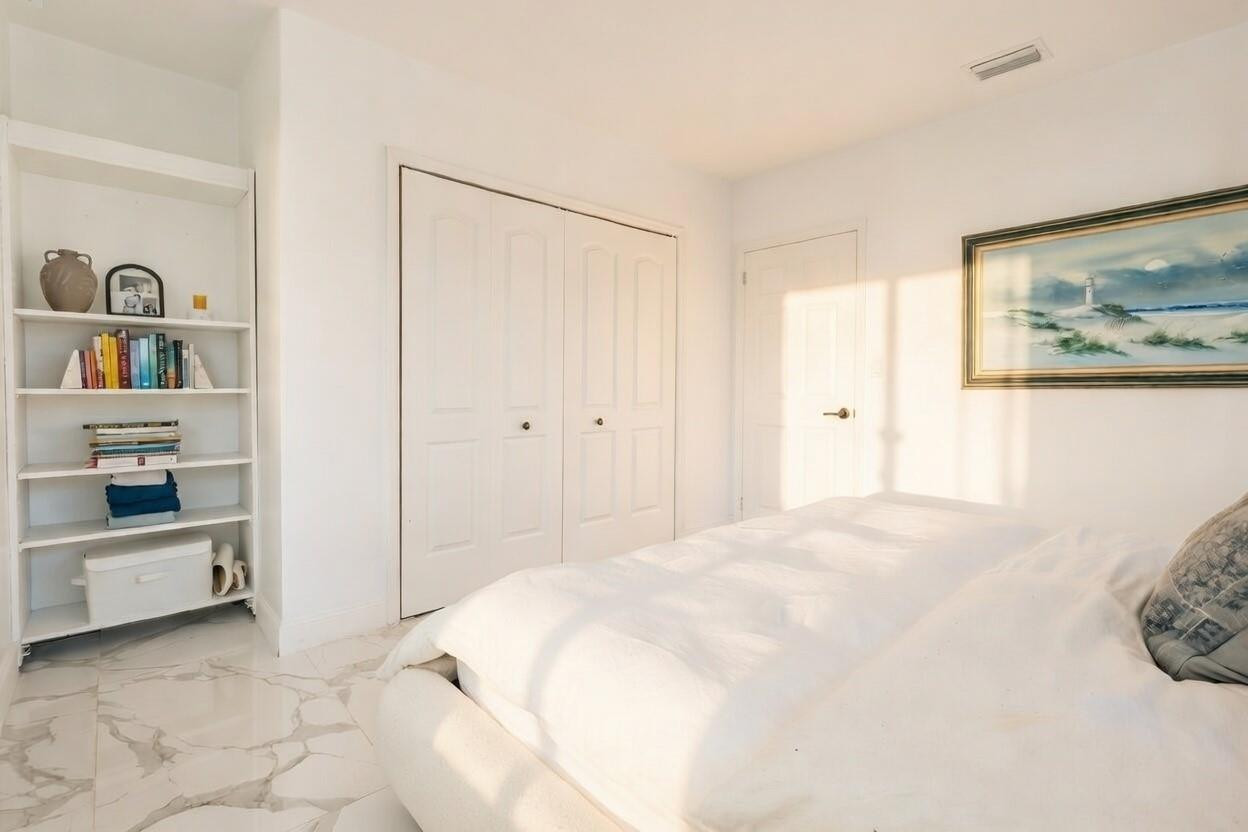 1714 W Las Olas Fort Lauderdale, FL 33312