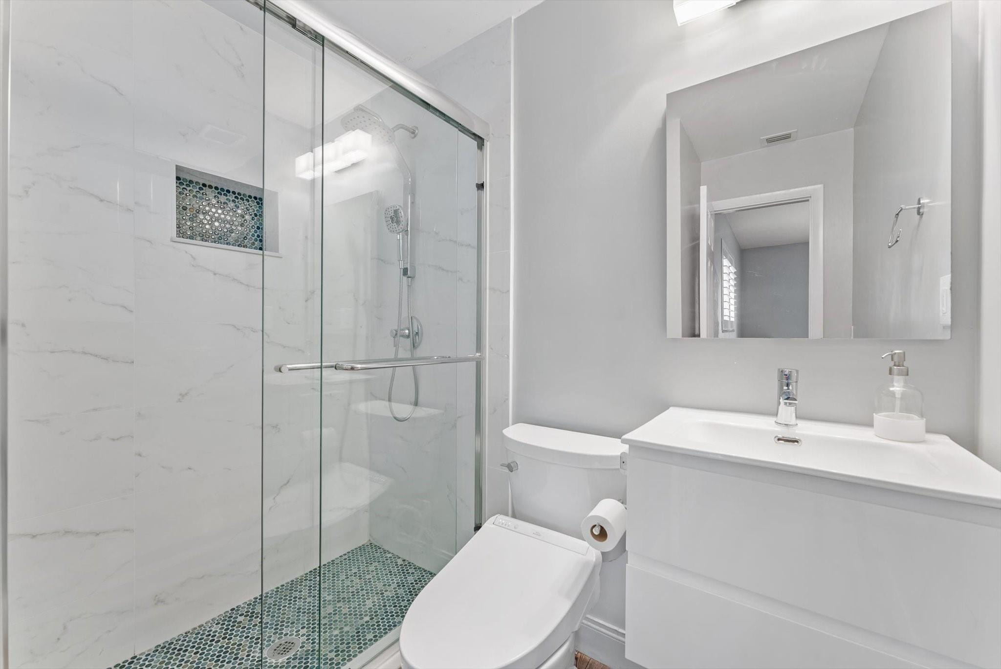 2811 NE 45th Lighthouse Point, FL 33064