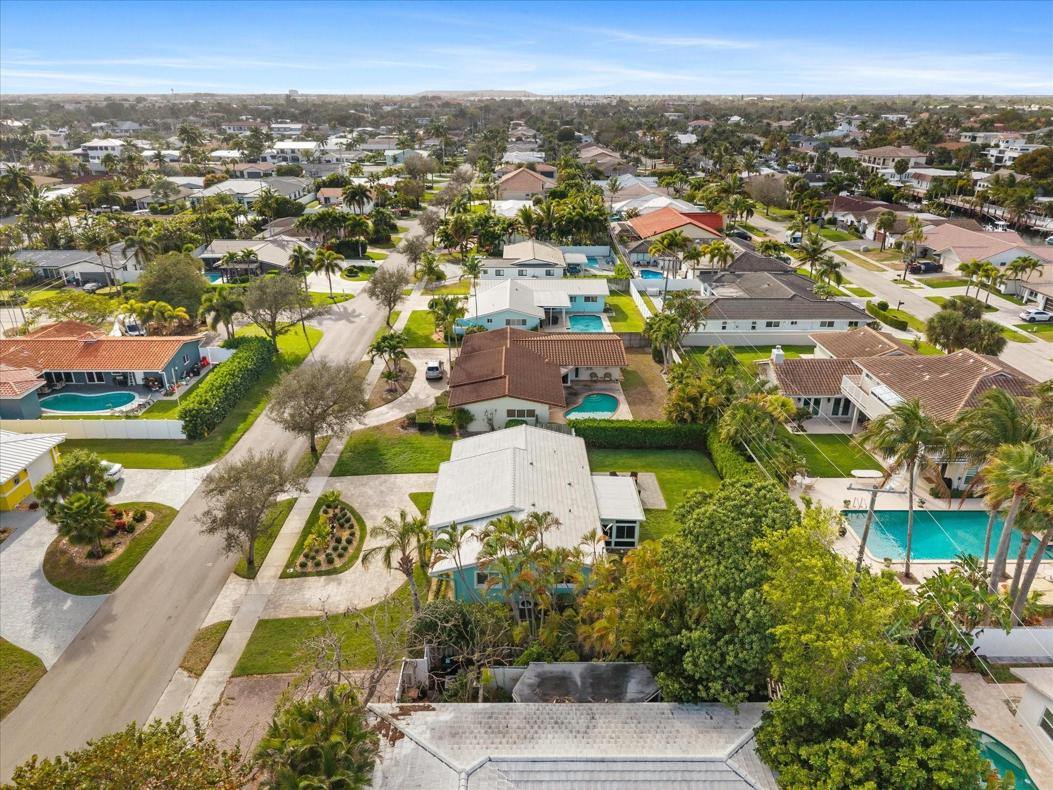 2811 NE 45th Lighthouse Point, FL 33064