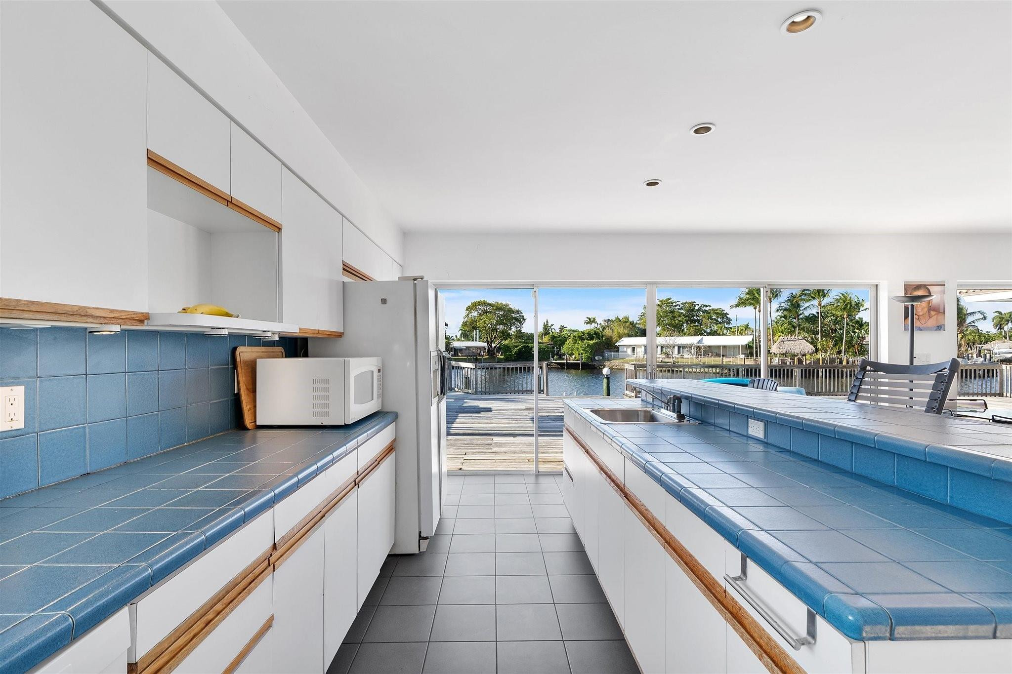 1641 Poinsettia Fort Lauderdale, FL 33305