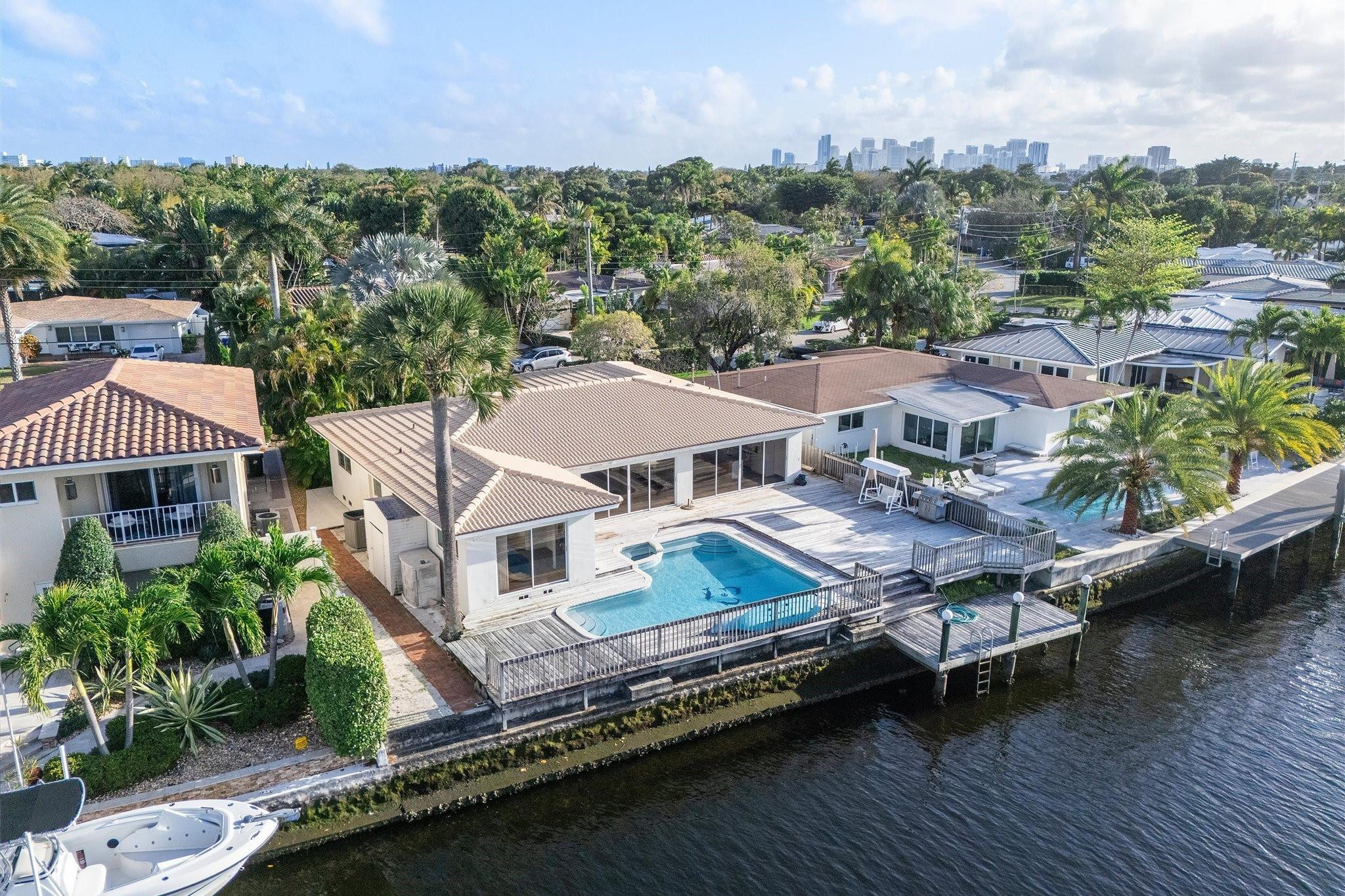 1641 Poinsettia Fort Lauderdale, FL 33305