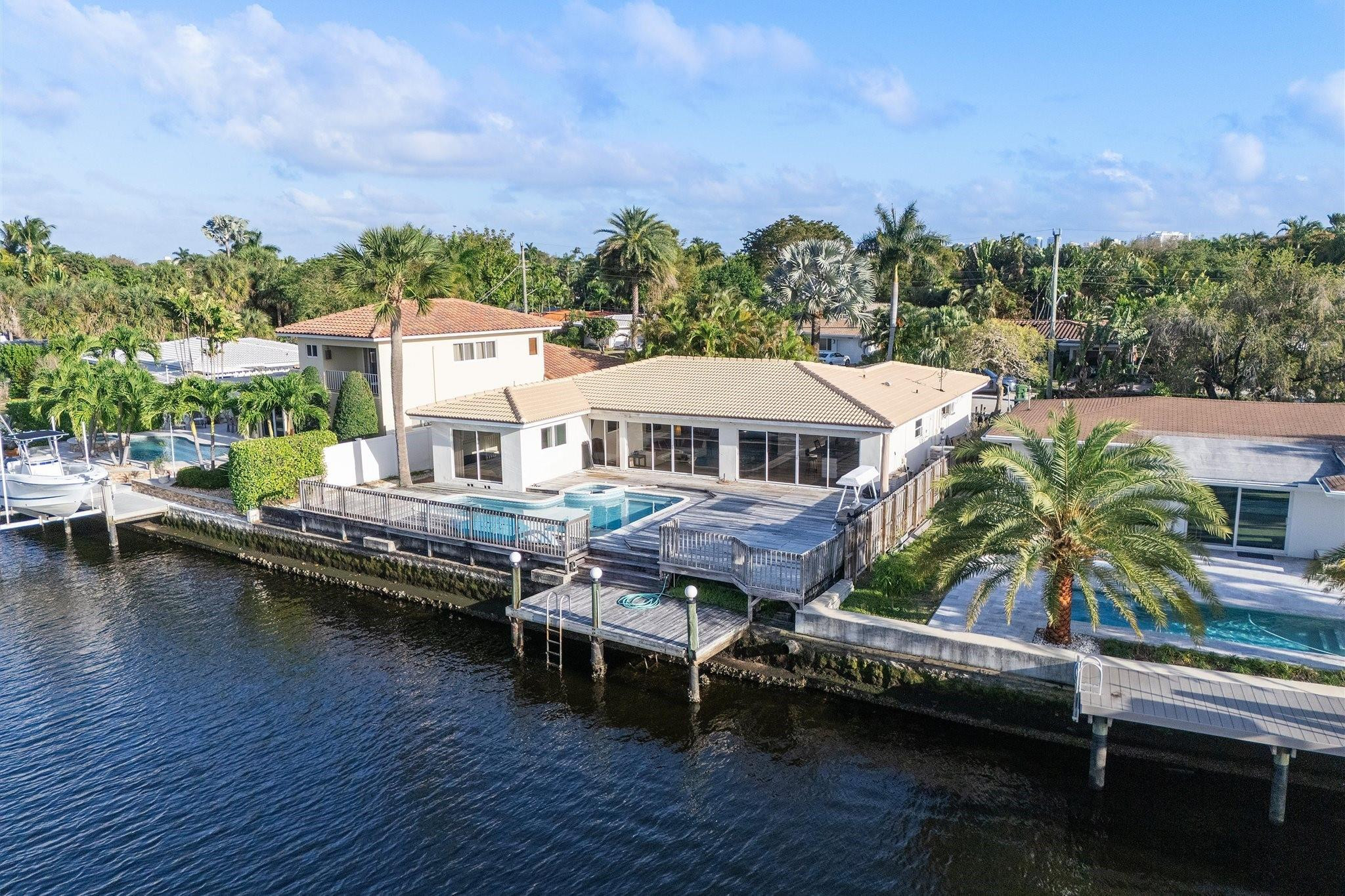 1641 Poinsettia Fort Lauderdale, FL 33305