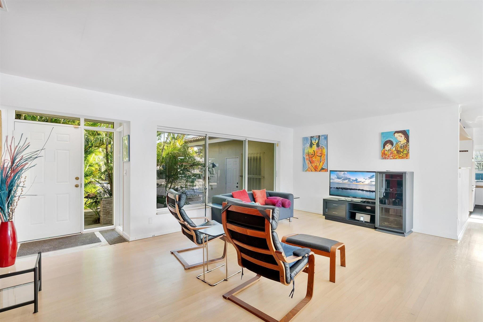 1641 Poinsettia Fort Lauderdale, FL 33305