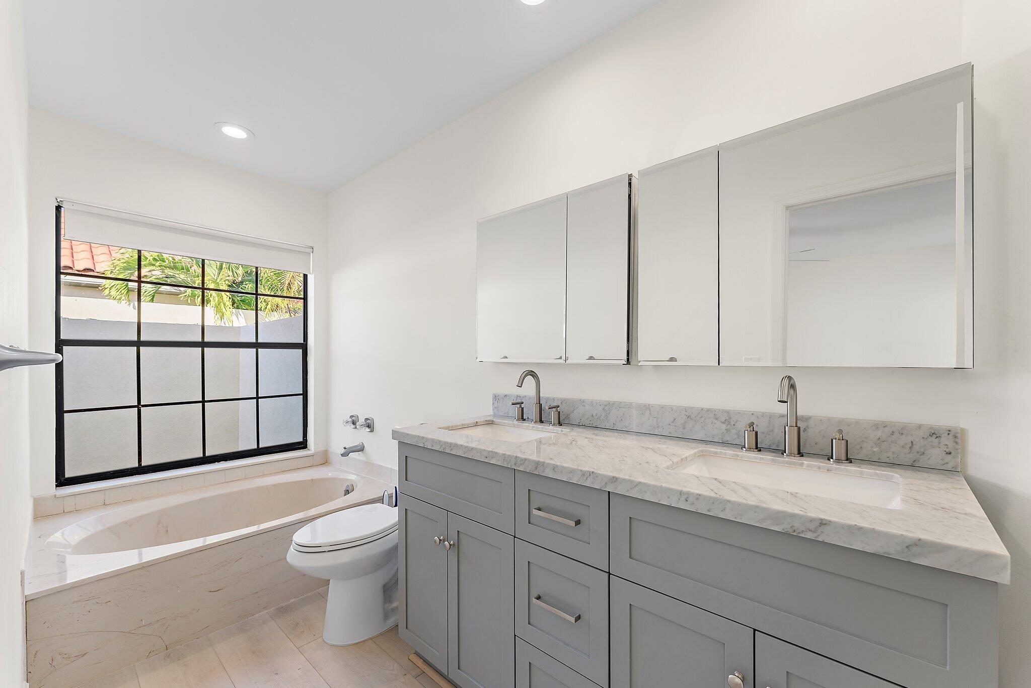 1483 Via Del Sol Jupiter, FL 33477