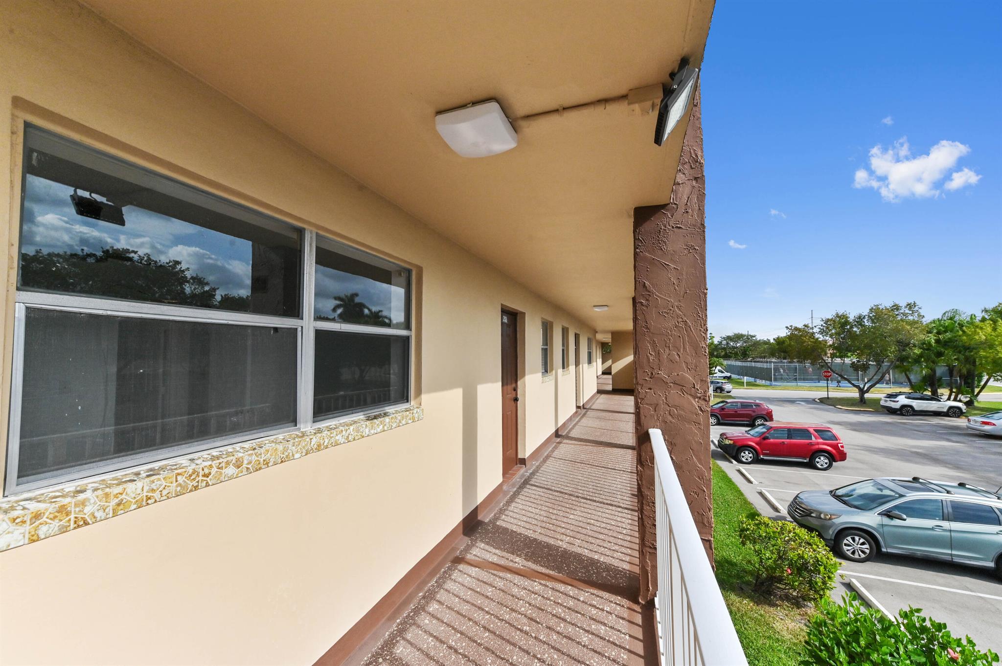 8821 Sunrise Lks Blvd #203,Sunrise, FL 33322