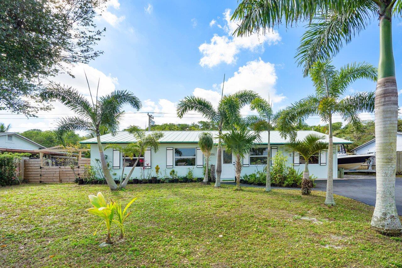 1206 Mohican Blvd