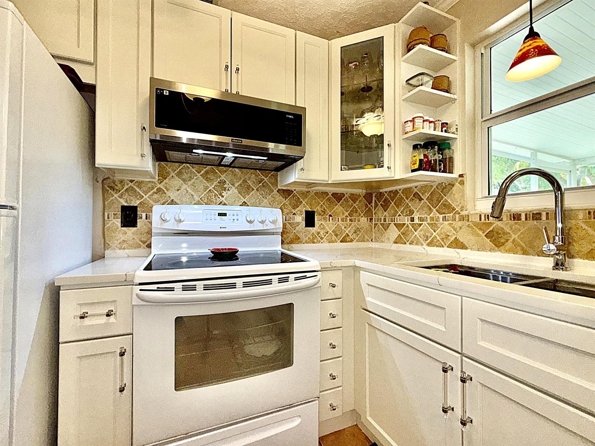 1206 Mohican Blvd Jupiter, FL 33458