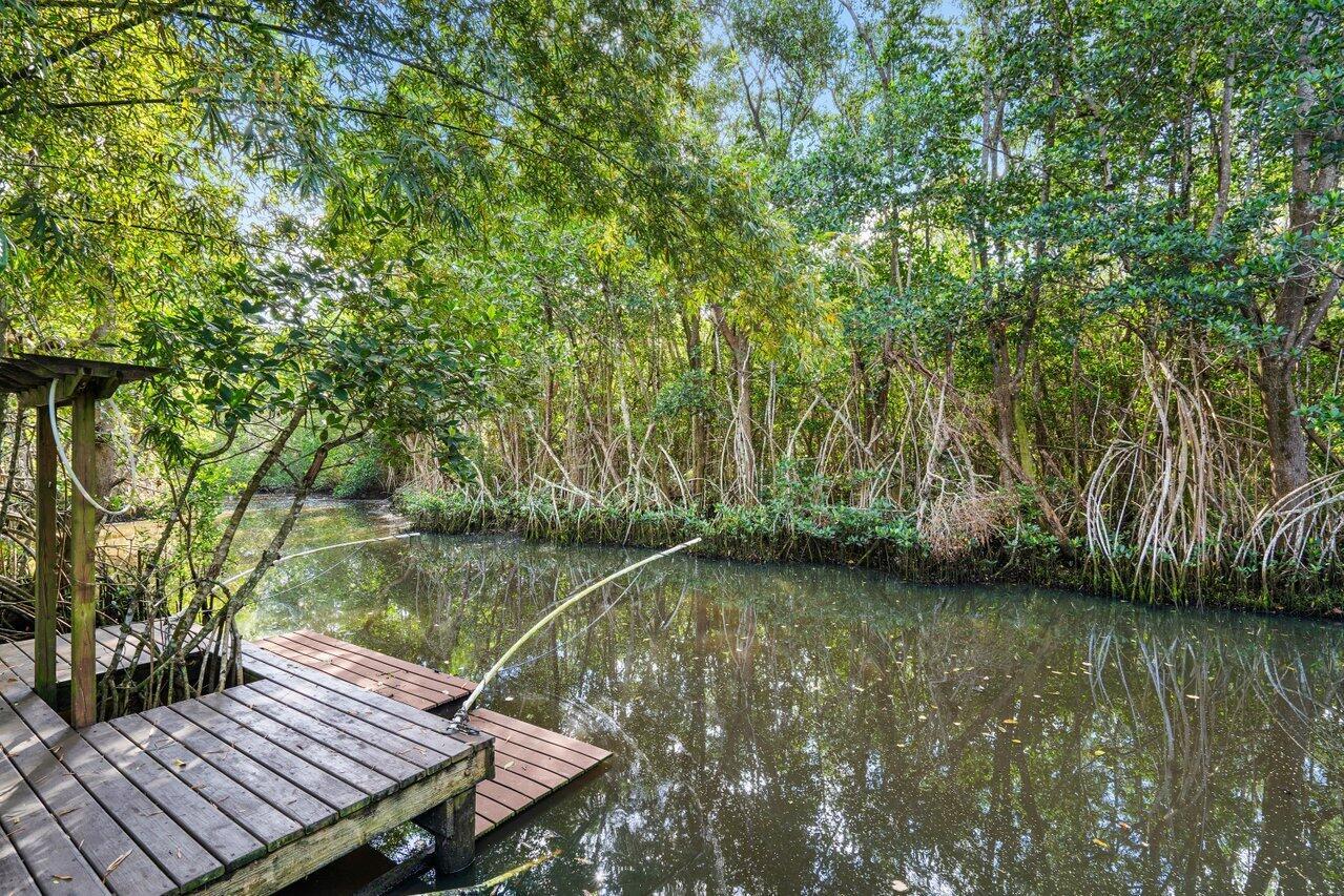 1206 Mohican Blvd Jupiter, FL 33458