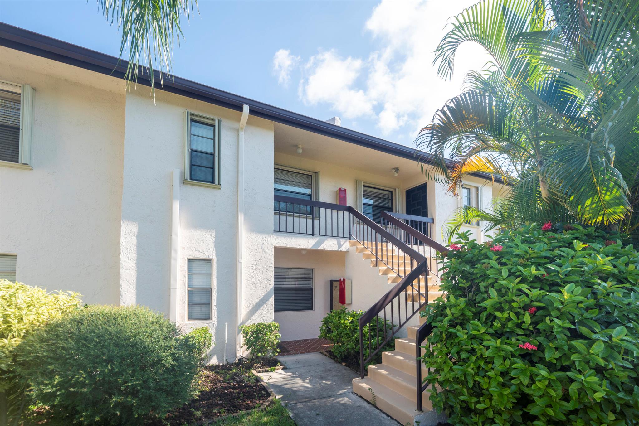 7920 Eastlake Dr #19-F