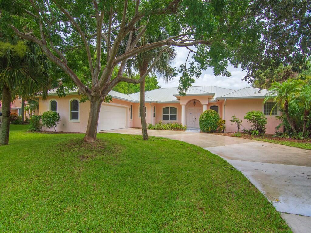 8568 SE Wilkes Pl