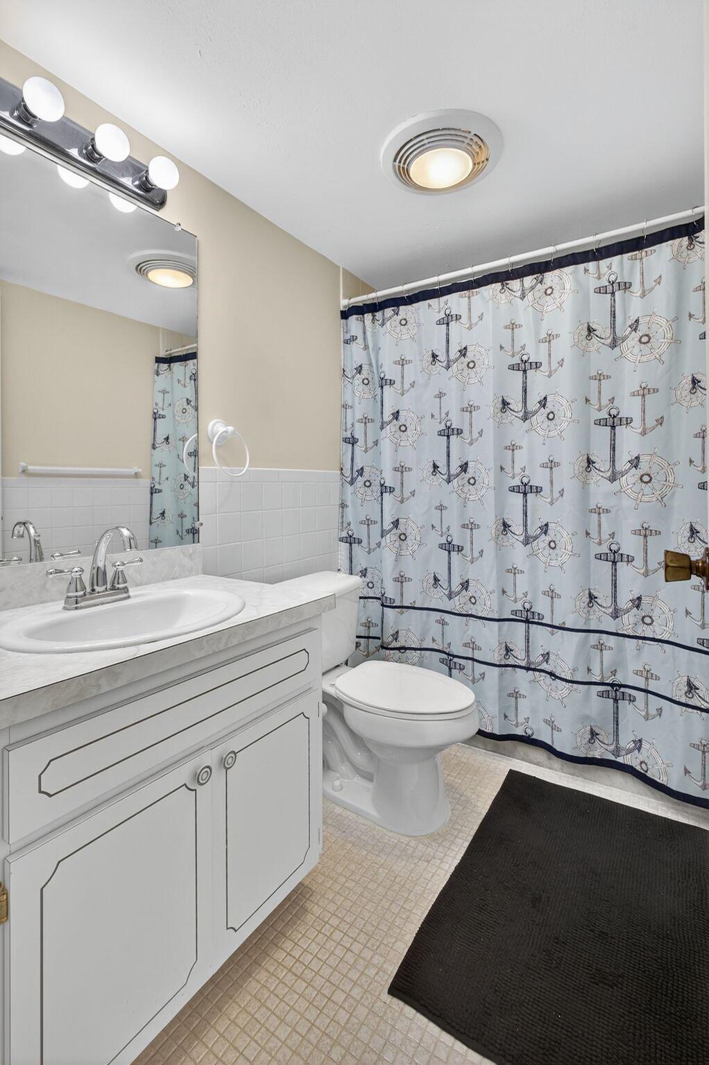 20 SE Turtle Crk Dr #F Jupiter, FL 33469