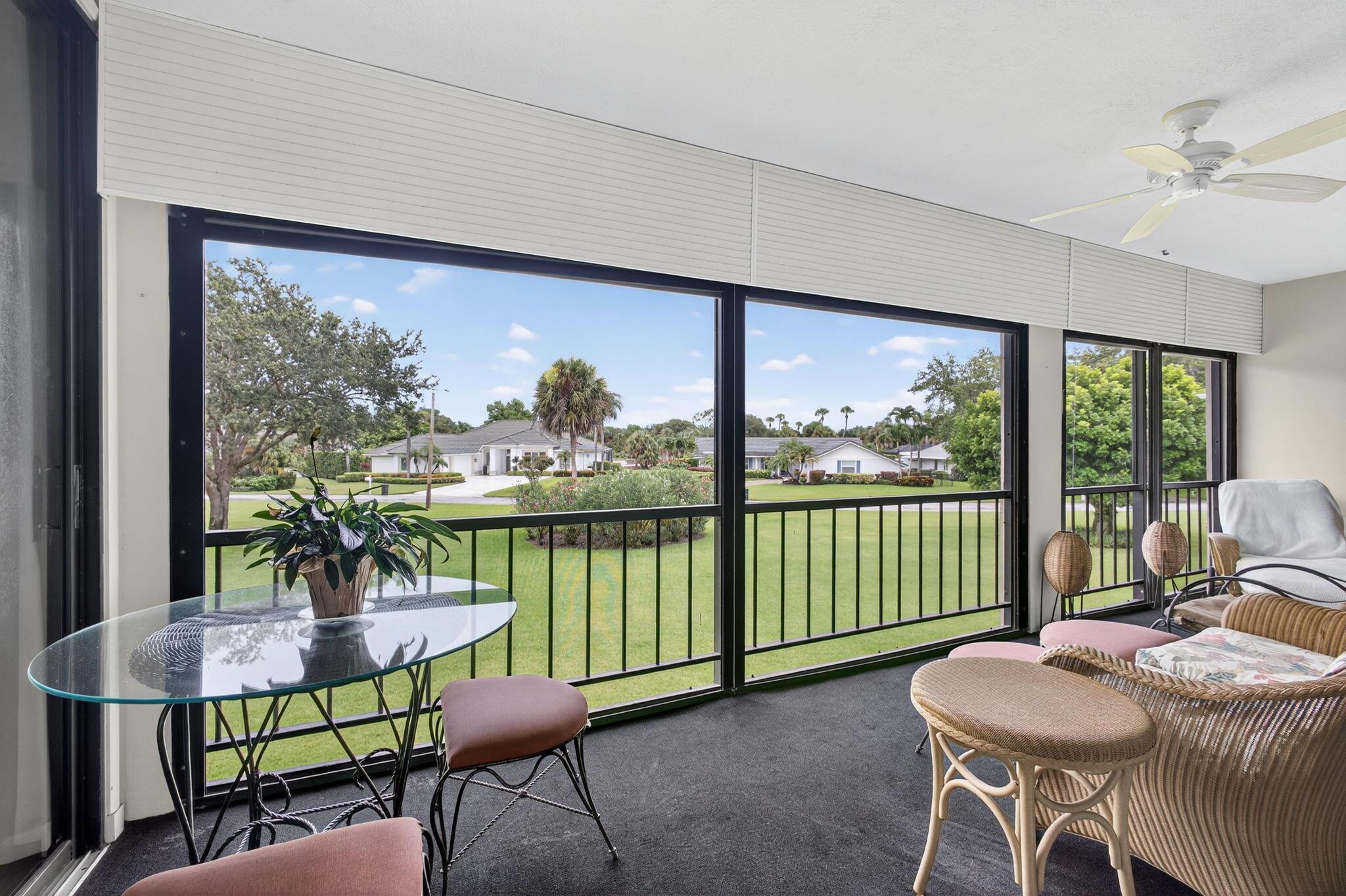 20 SE Turtle Crk Dr #F Jupiter, FL 33469