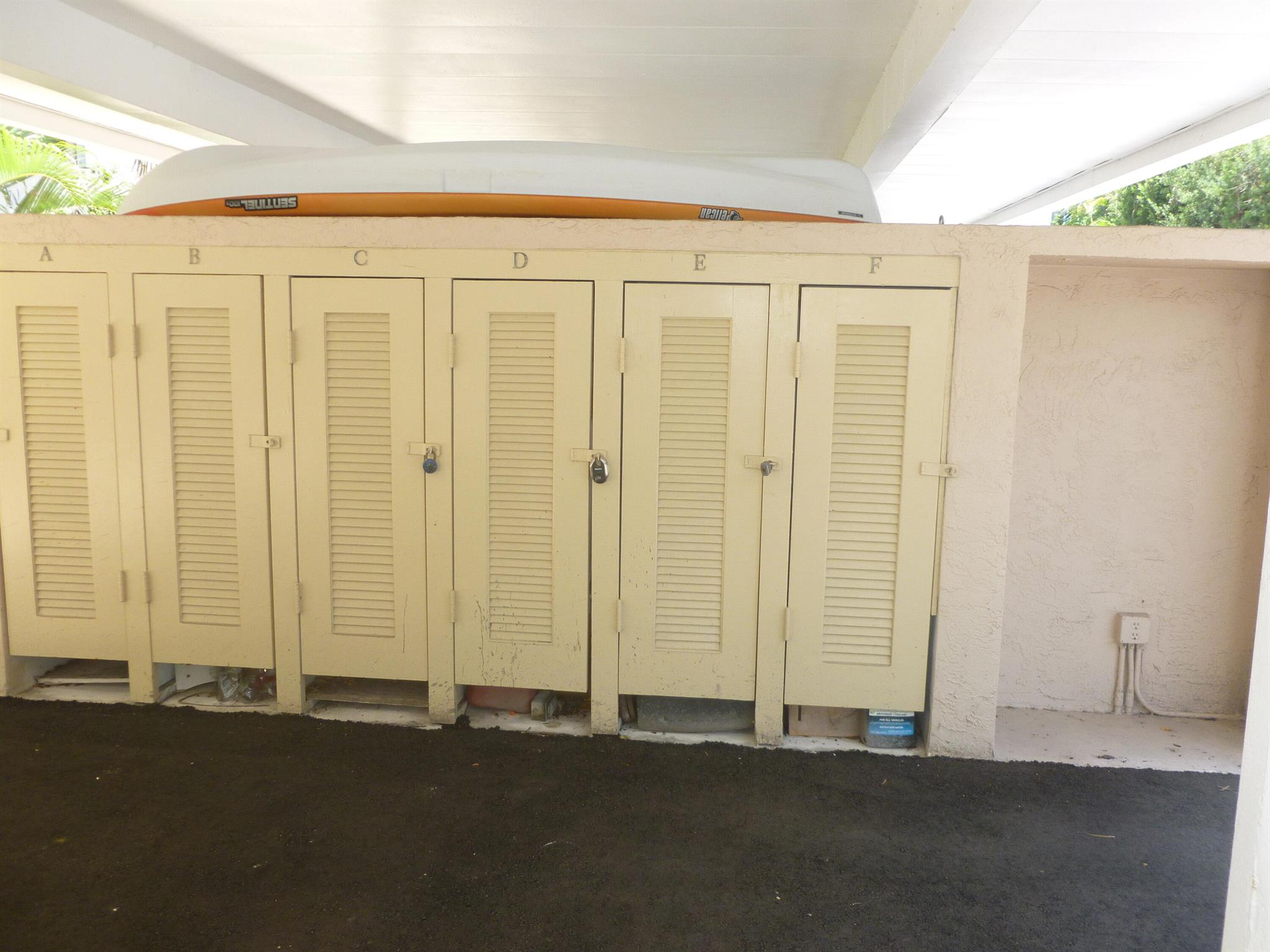 20 SE Turtle Crk Dr #F Jupiter, FL 33469