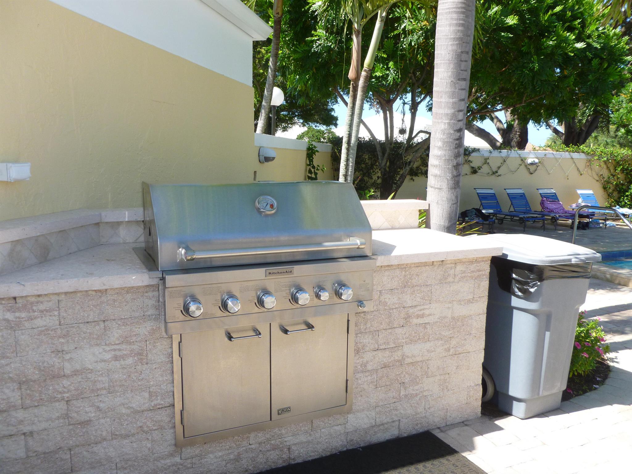 20 SE Turtle Crk Dr #F Jupiter, FL 33469