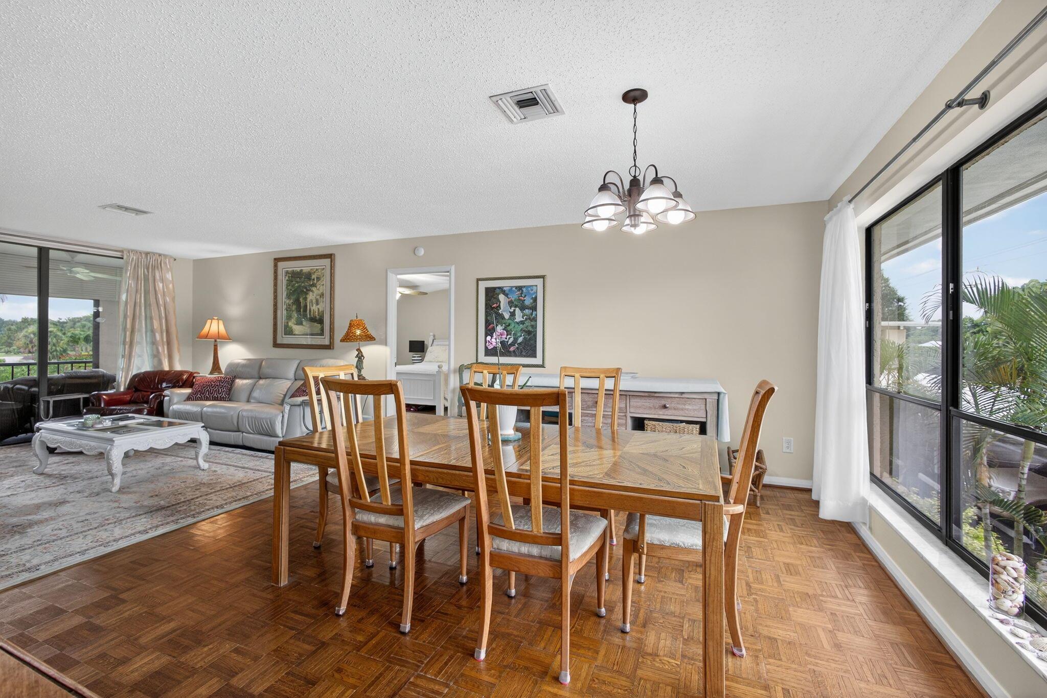 20 SE Turtle Crk Dr #F Jupiter, FL 33469