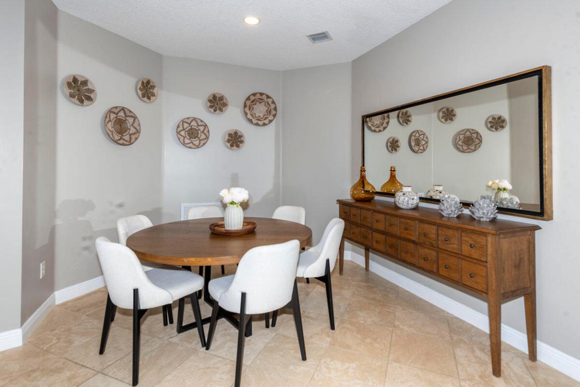 9079 Alexandra Cir Wellington, FL 33414