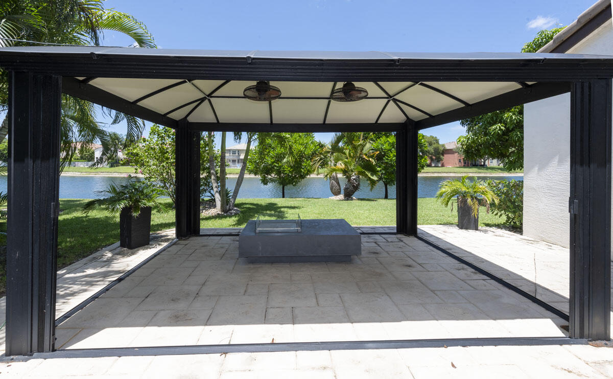 9079 Alexandra Cir Wellington, FL 33414