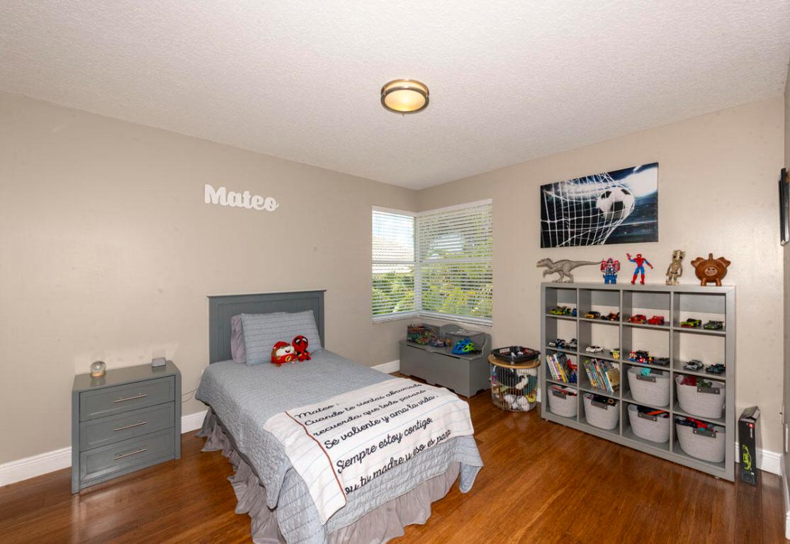 9079 Alexandra Cir Wellington, FL 33414