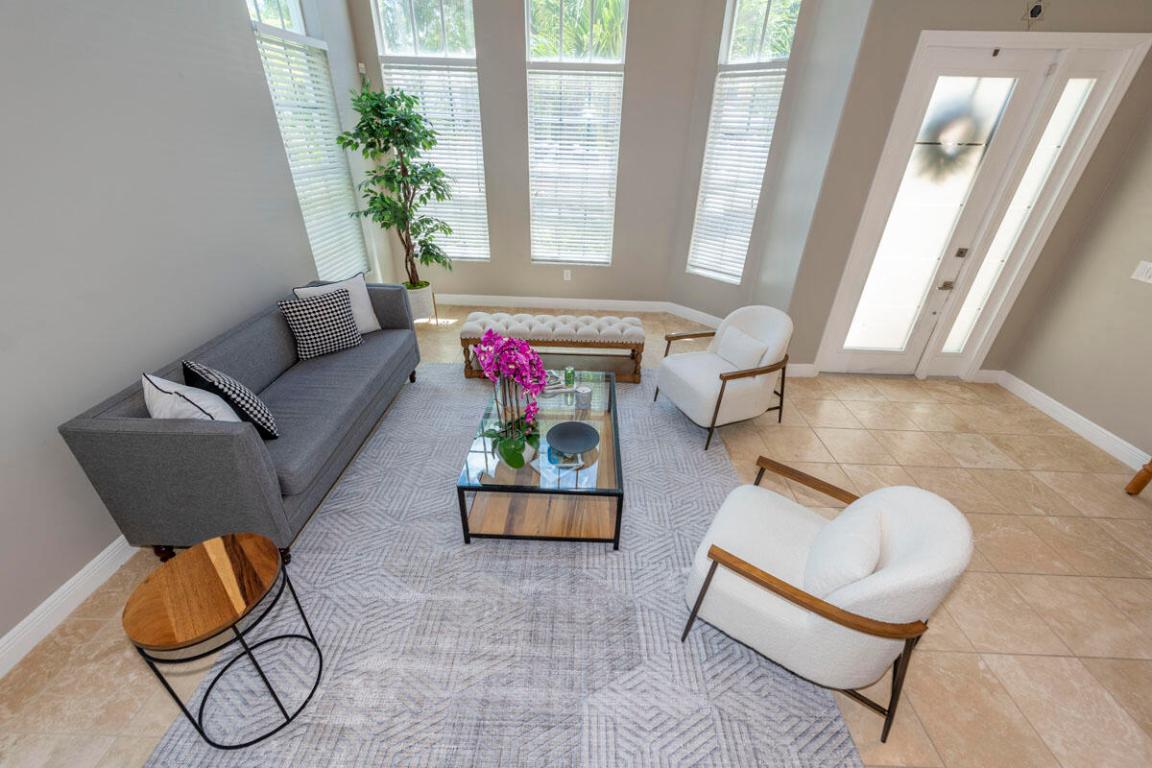 9079 Alexandra Cir Wellington, FL 33414