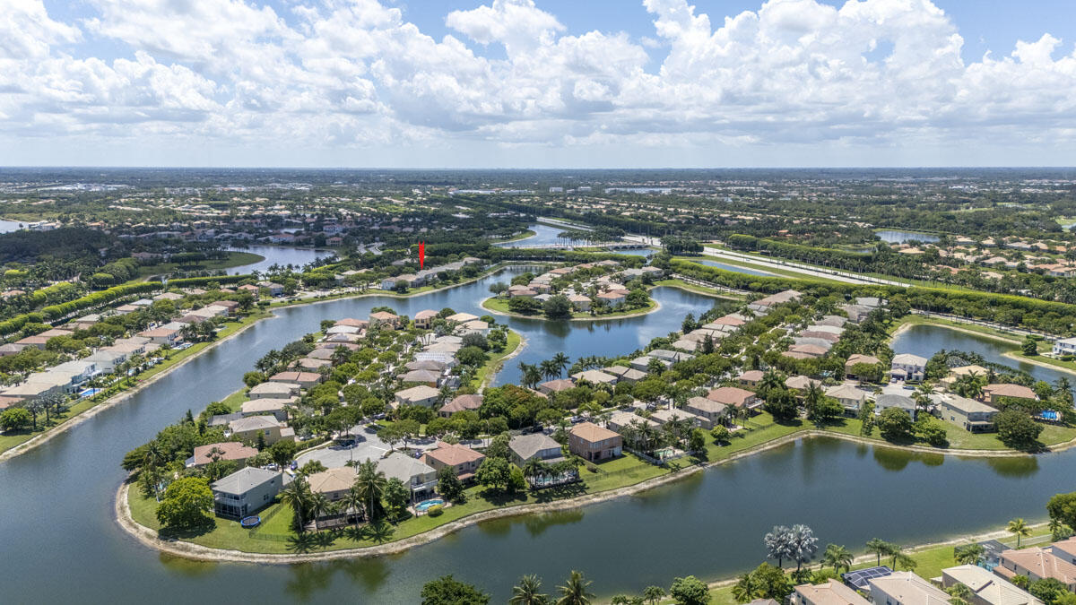 9079 Alexandra Cir Wellington, FL 33414