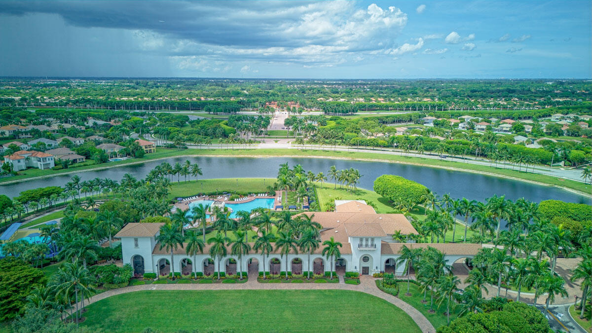 9079 Alexandra Cir Wellington, FL 33414