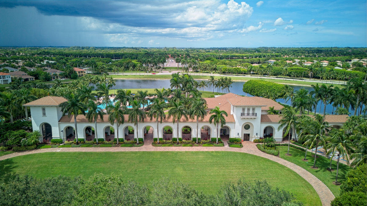 9079 Alexandra Cir Wellington, FL 33414