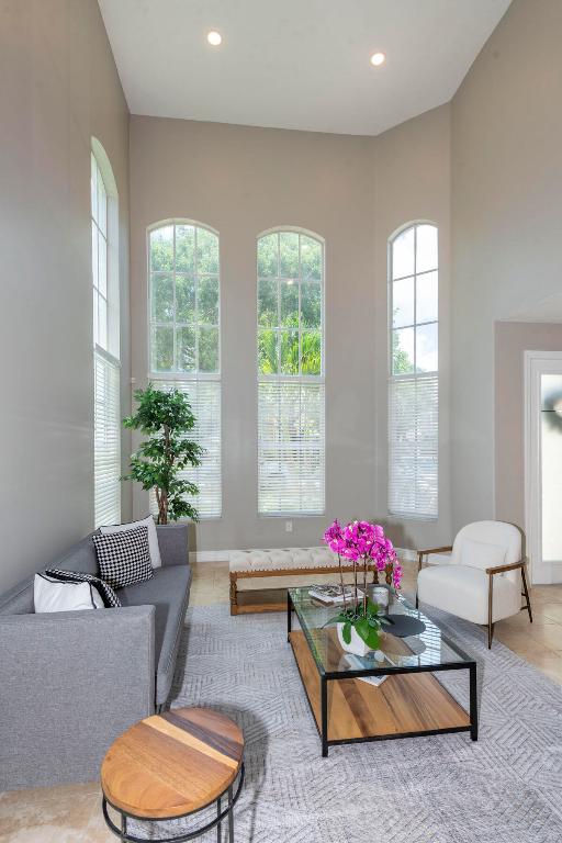 9079 Alexandra Cir Wellington, FL 33414