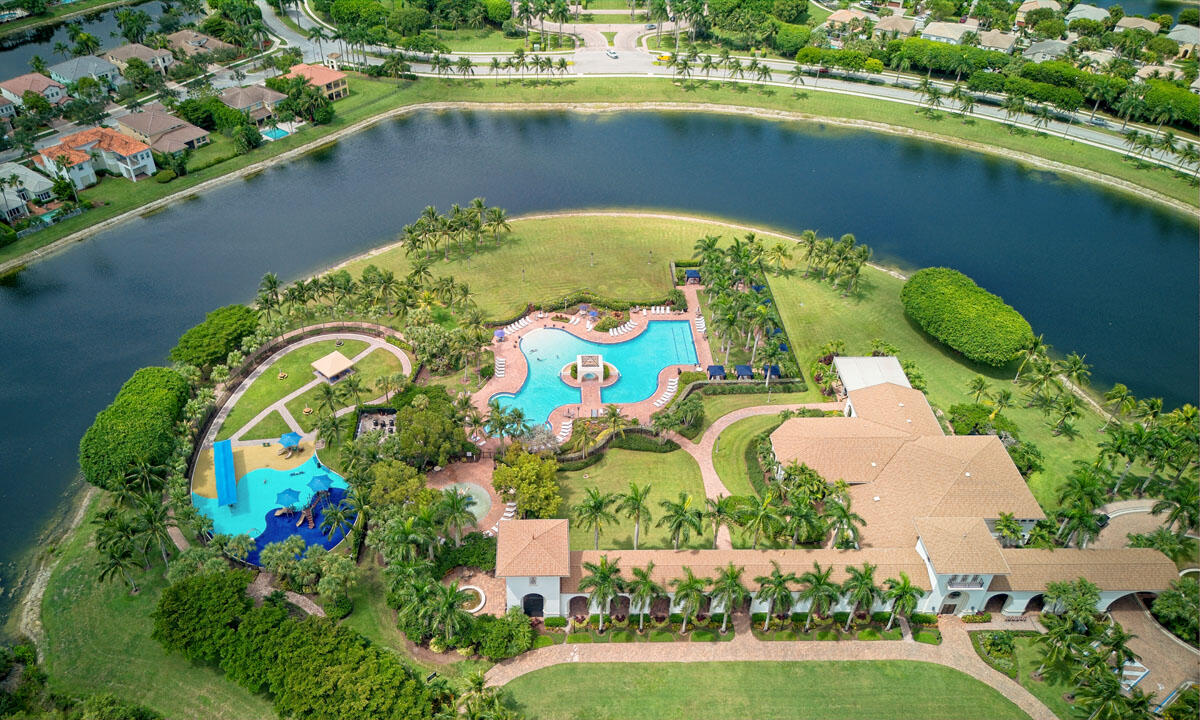 9079 Alexandra Cir Wellington, FL 33414