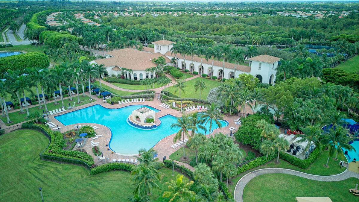 9079 Alexandra Cir Wellington, FL 33414