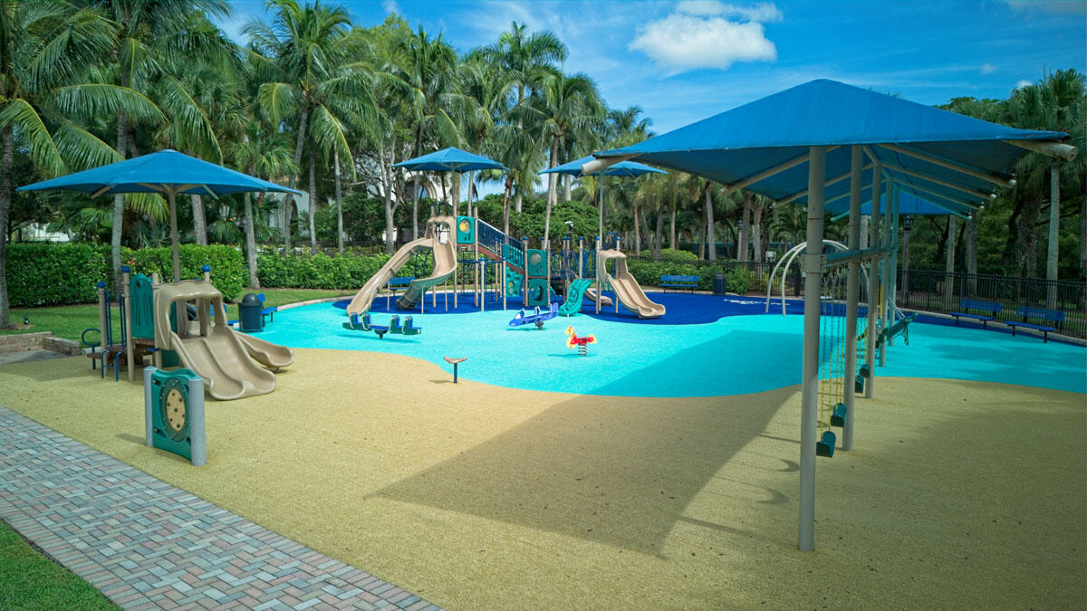 9079 Alexandra Cir Wellington, FL 33414