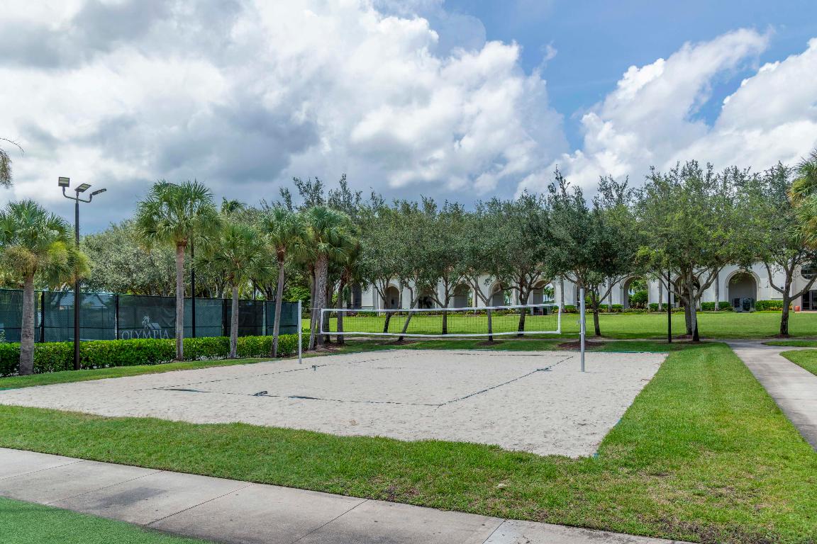 9079 Alexandra Cir Wellington, FL 33414