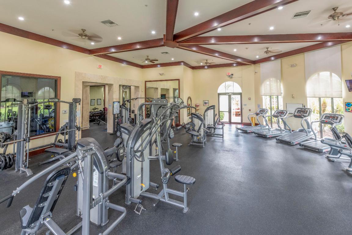 9079 Alexandra Cir Wellington, FL 33414