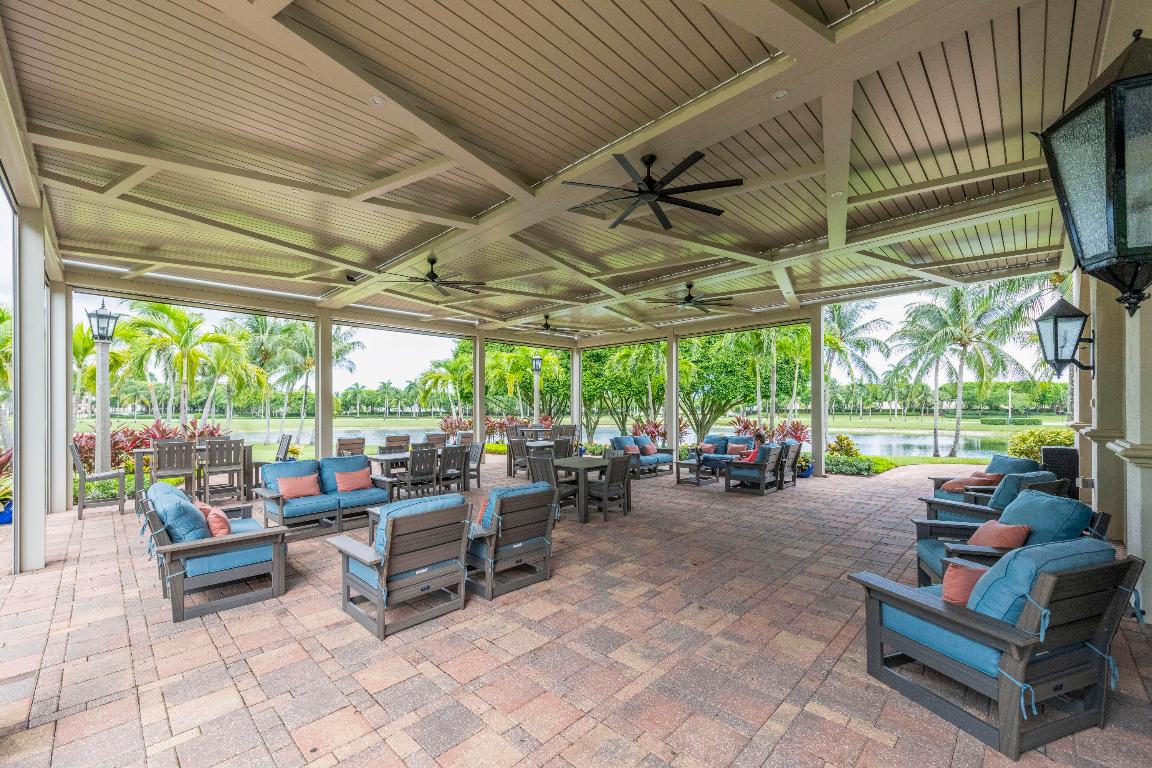 9079 Alexandra Cir Wellington, FL 33414