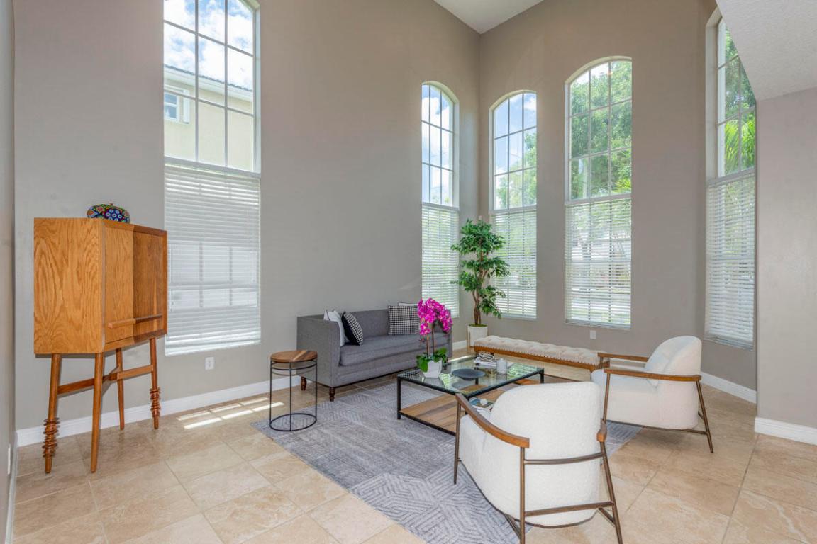 9079 Alexandra Cir Wellington, FL 33414