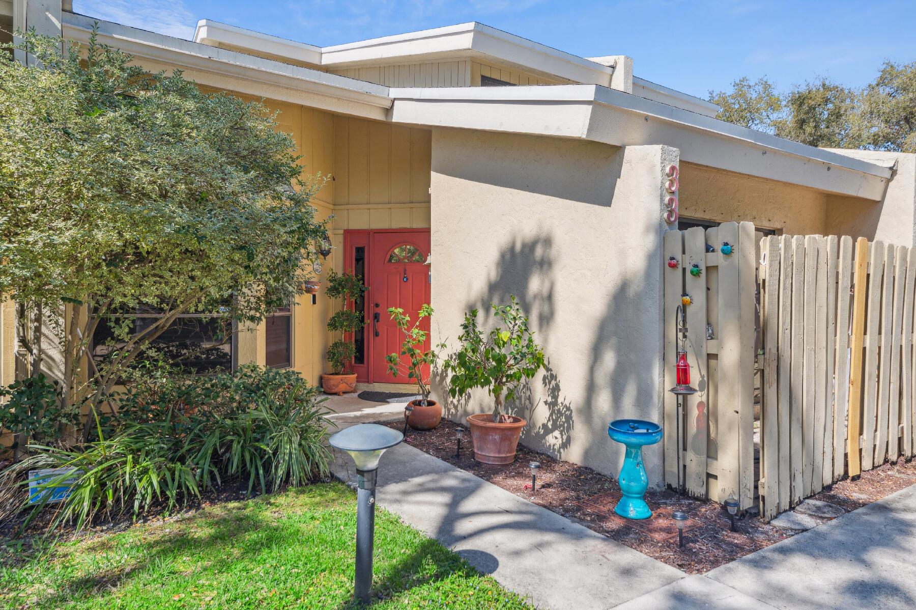 1400 NW 9th Ave #E-33