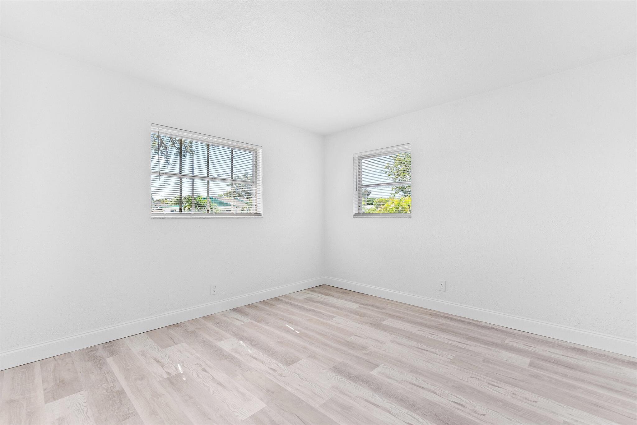 308 Stillwater Dr Jupiter, FL 33458