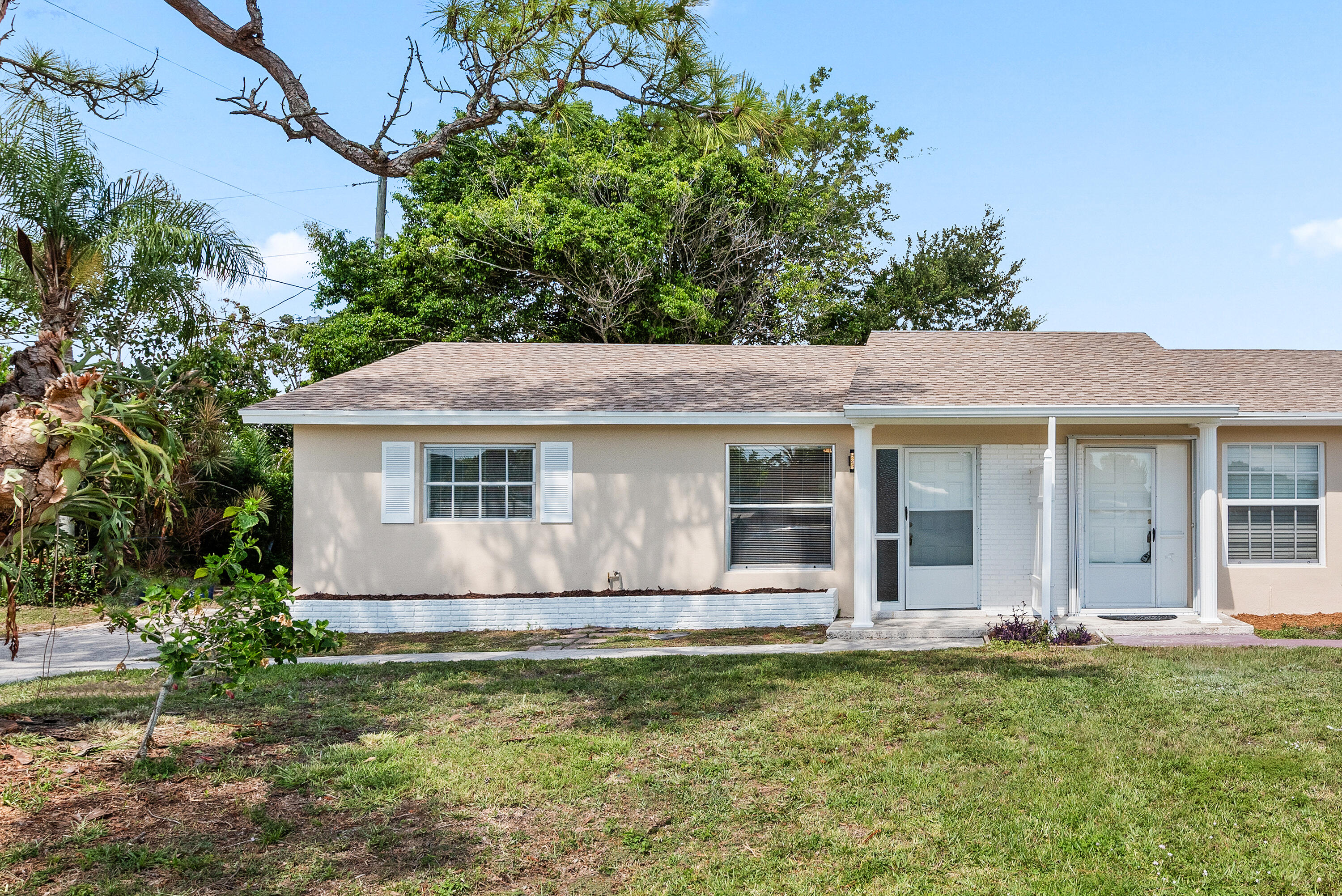 308 Stillwater Jupiter, FL 33458