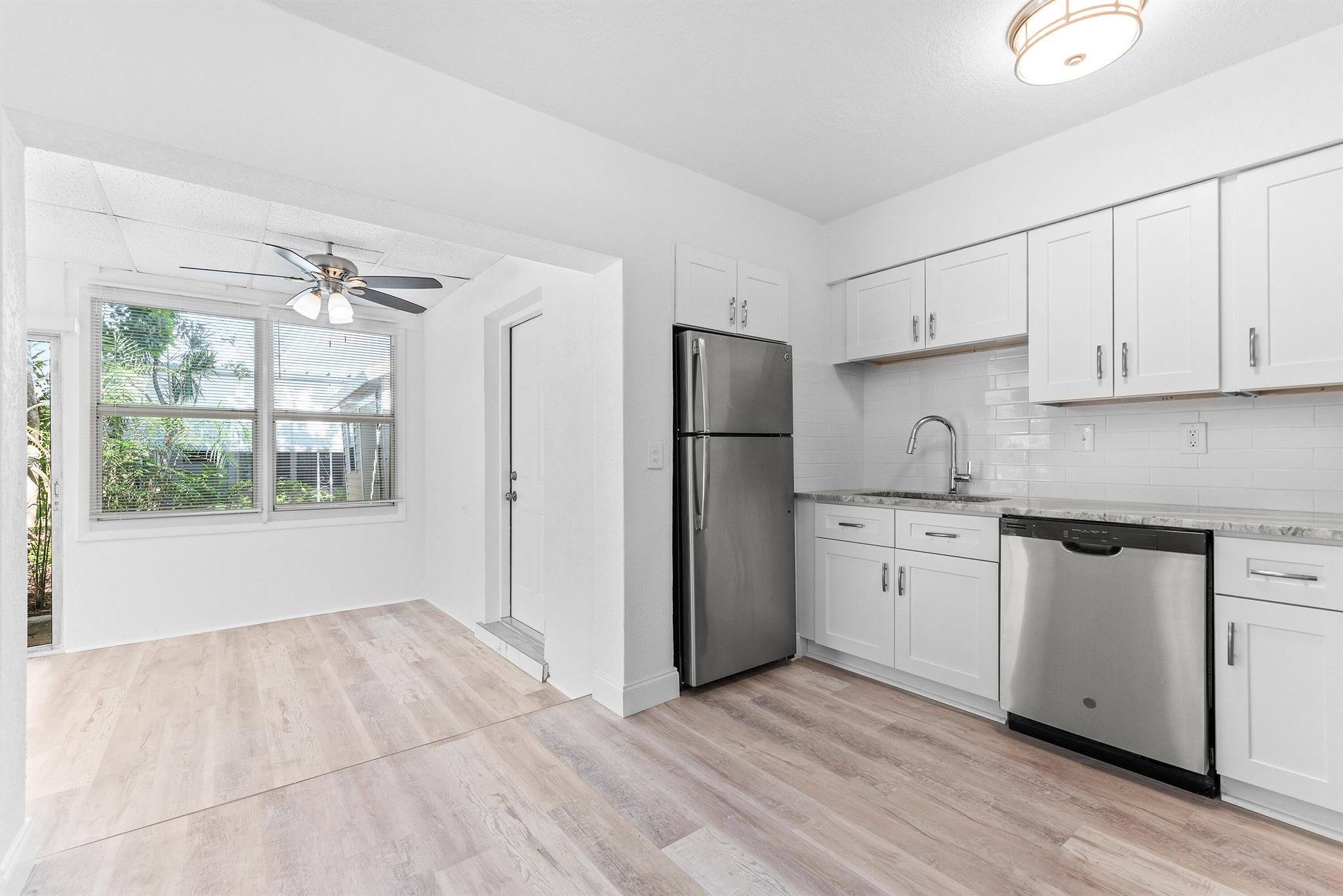 308 Stillwater Dr Jupiter, FL 33458