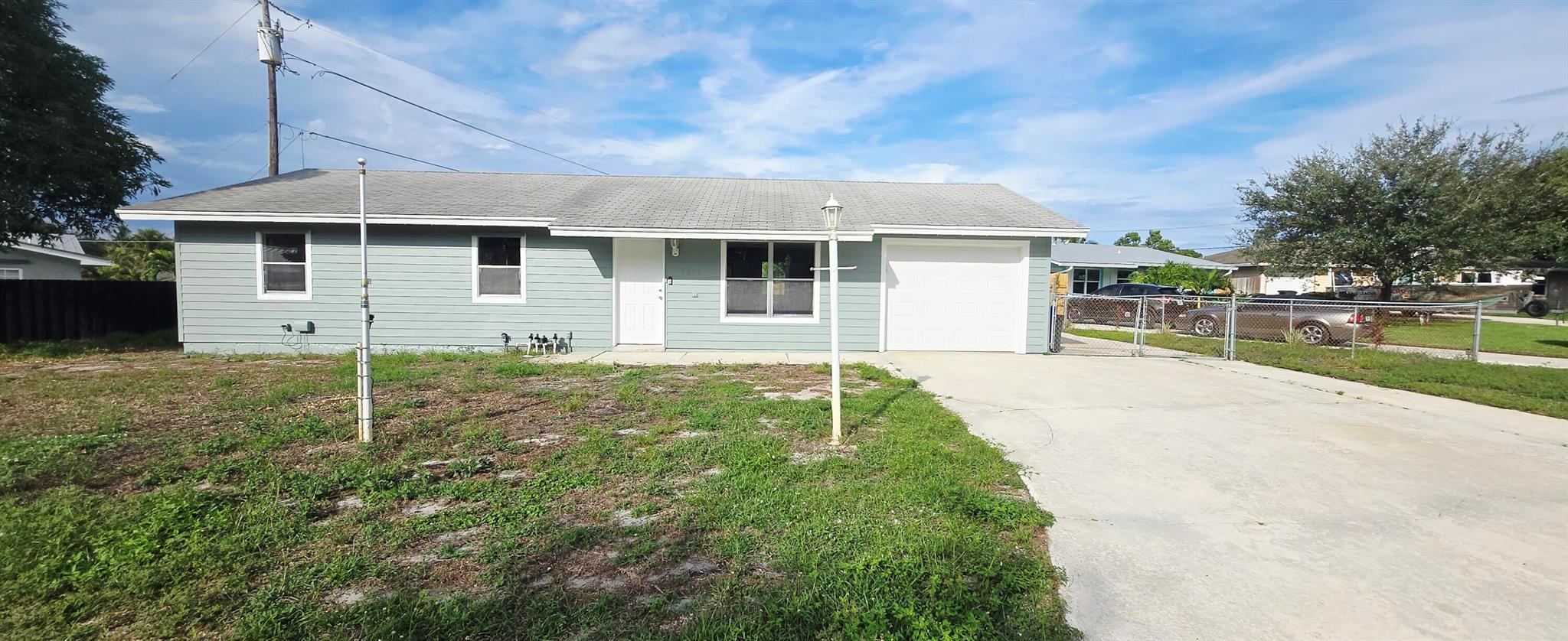 2331 NE Ne 15th Ct Ct