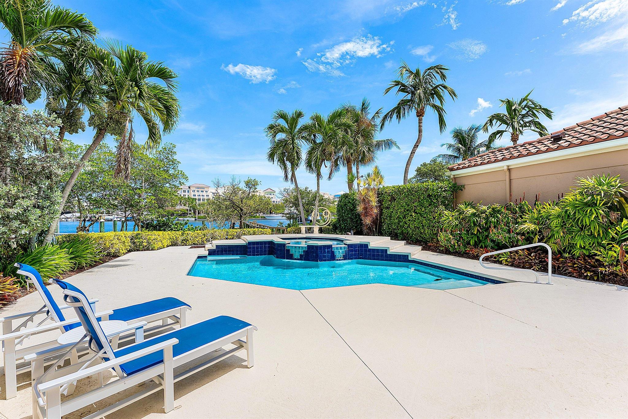 201 Fishermans Way Jupiter, FL 33477