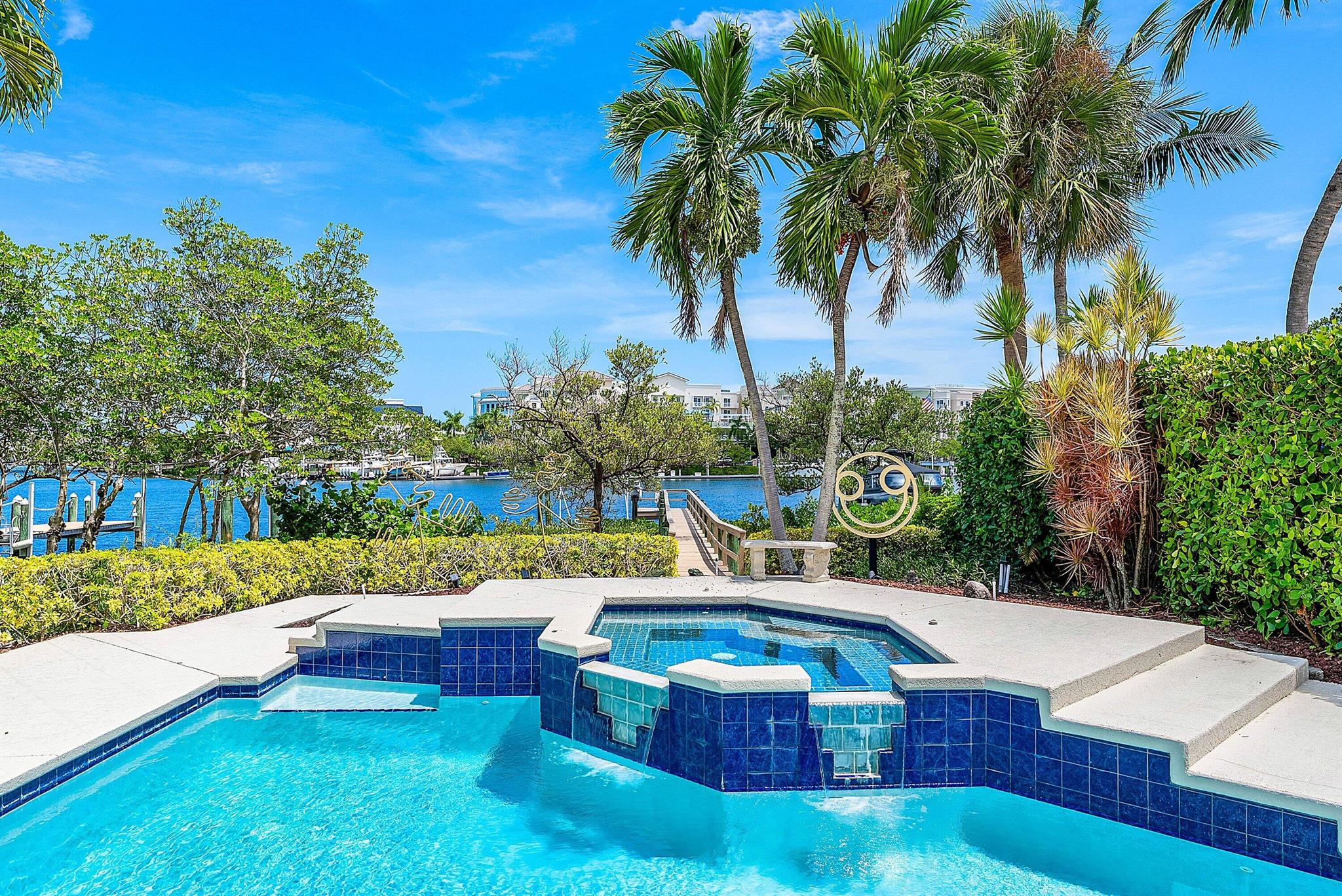 201 Fishermans Way Jupiter, FL 33477