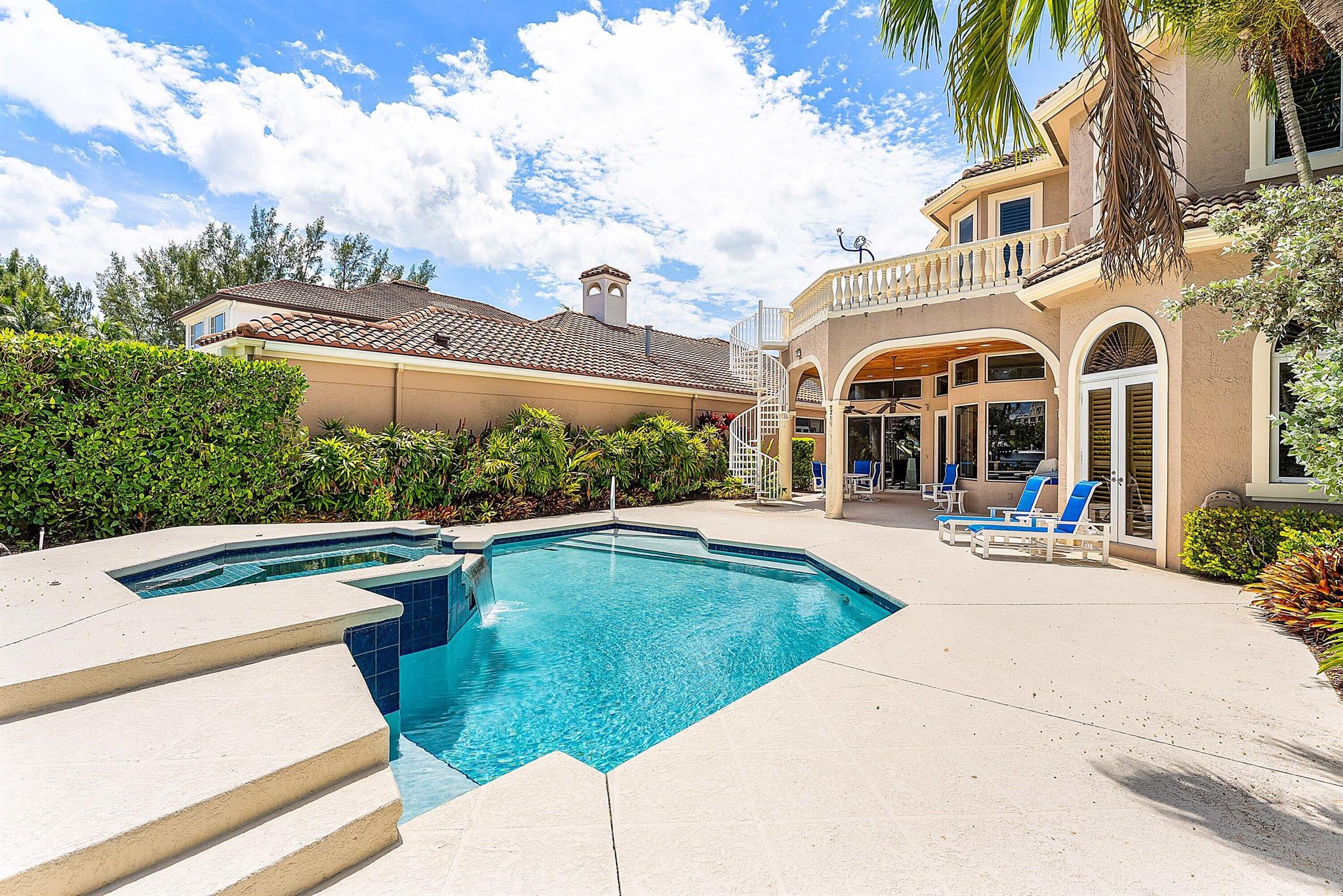 201 Fishermans Way Jupiter, FL 33477