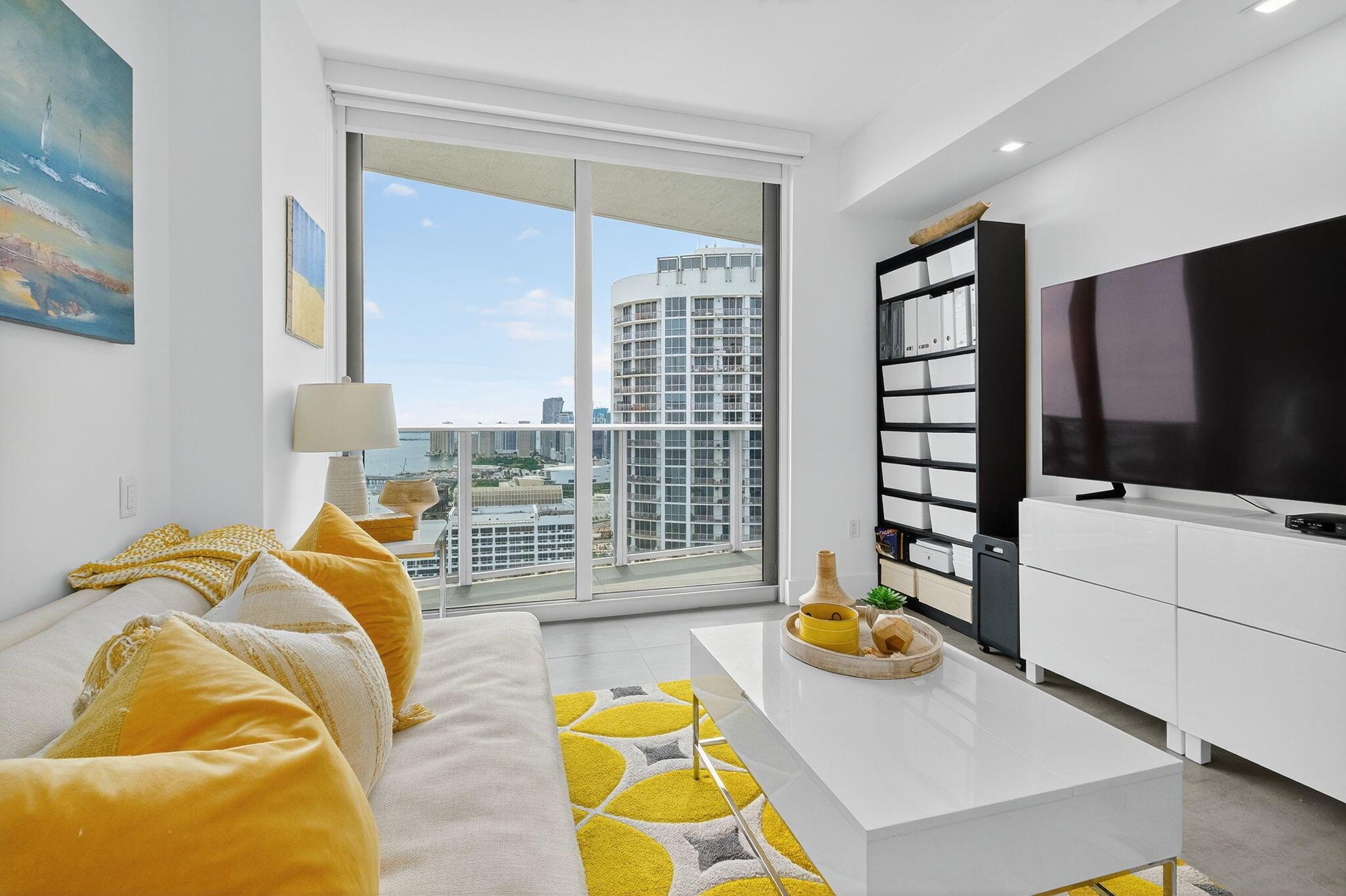 image Aria On The Bay Condo16