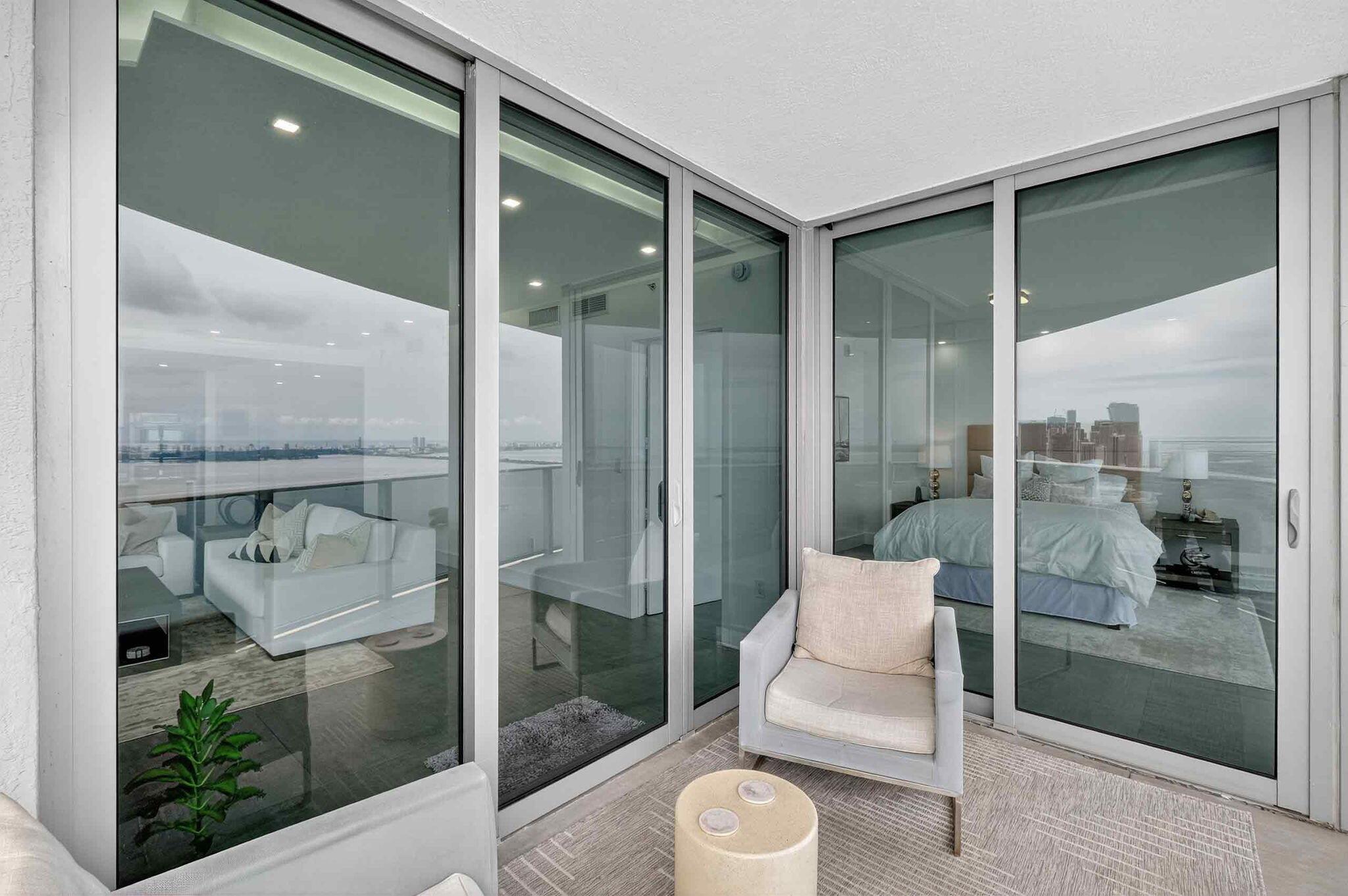 image Aria On The Bay Condo28