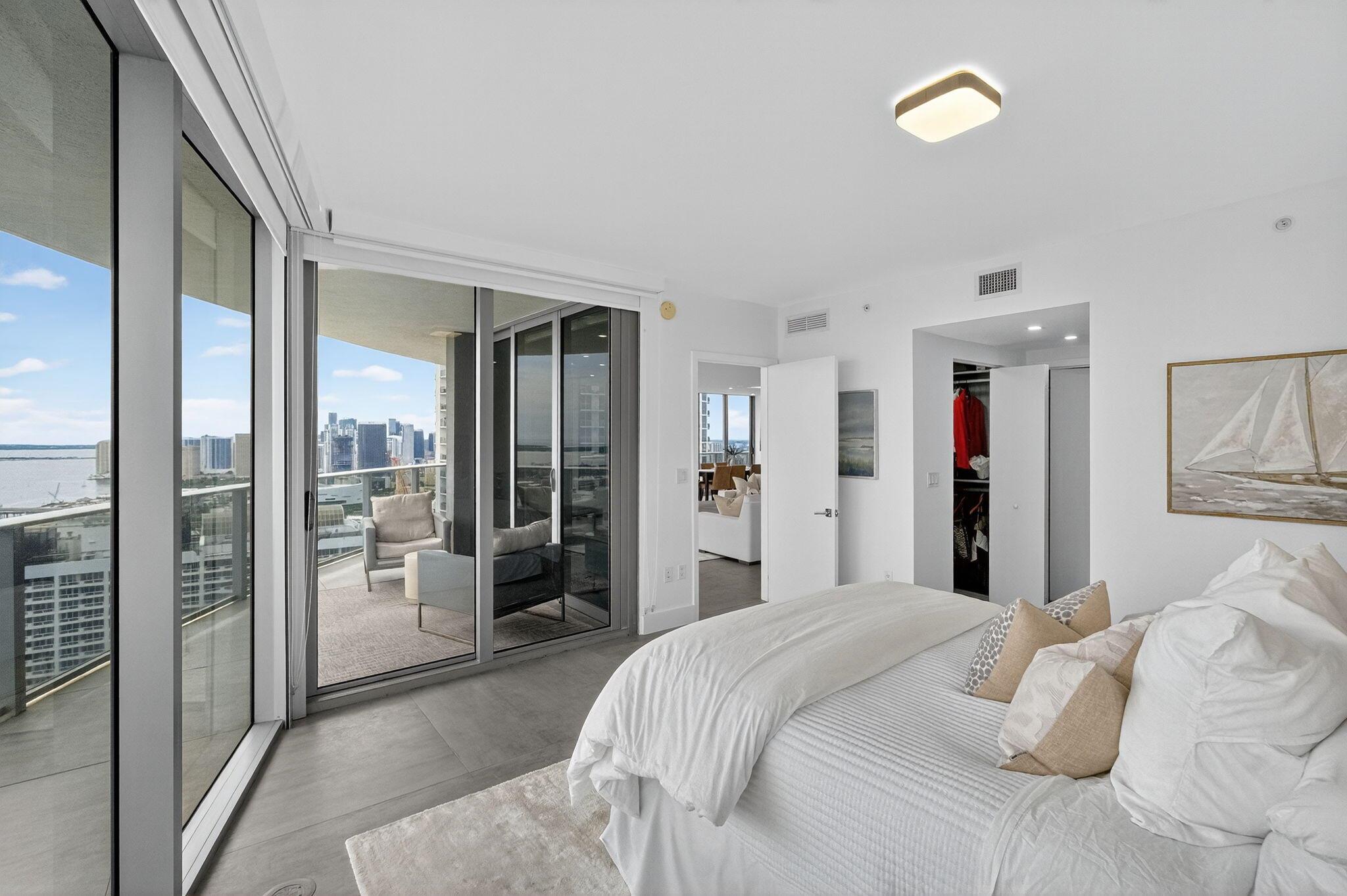 image Aria On The Bay Condo35