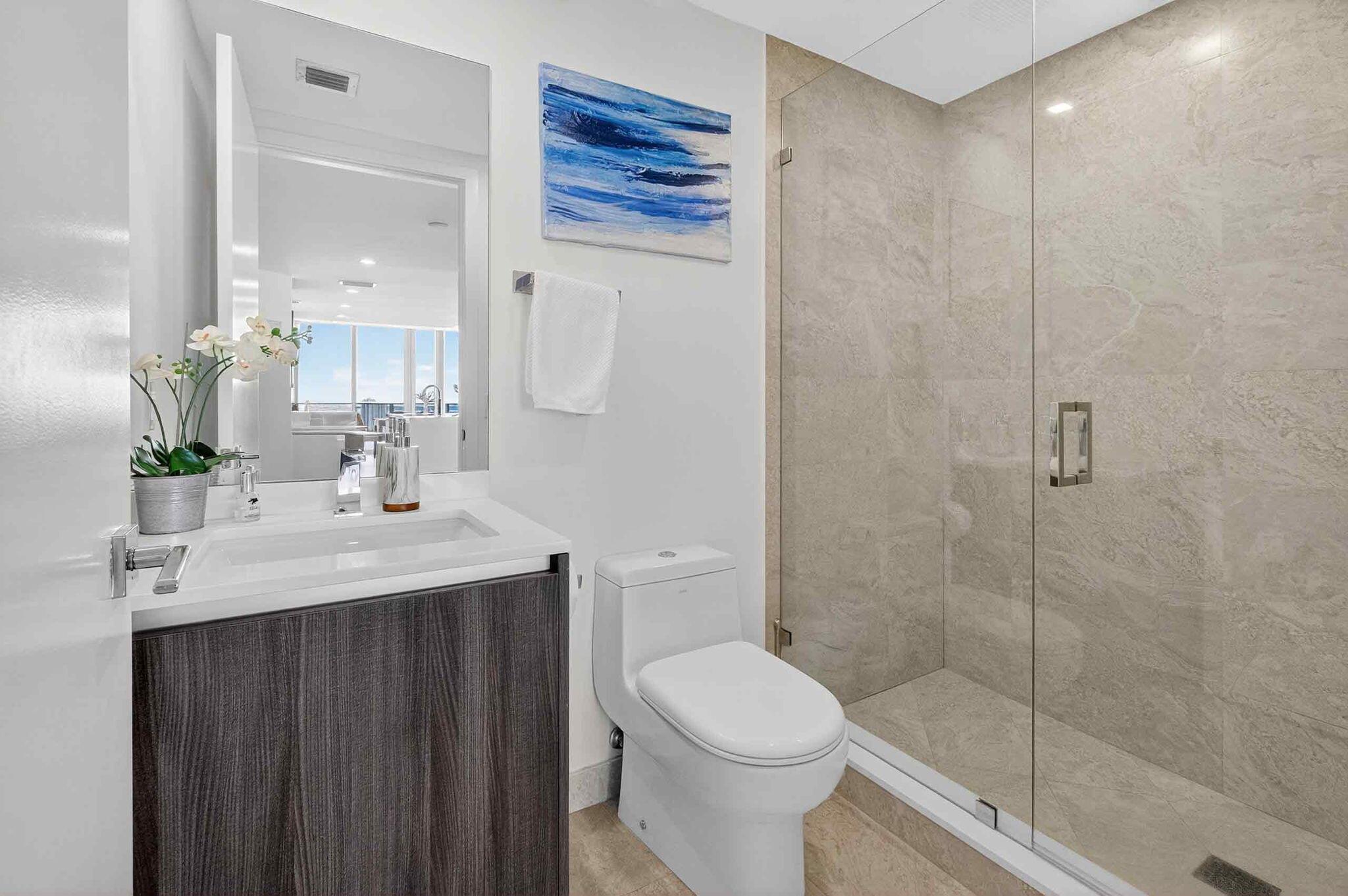 image Aria On The Bay Condo45