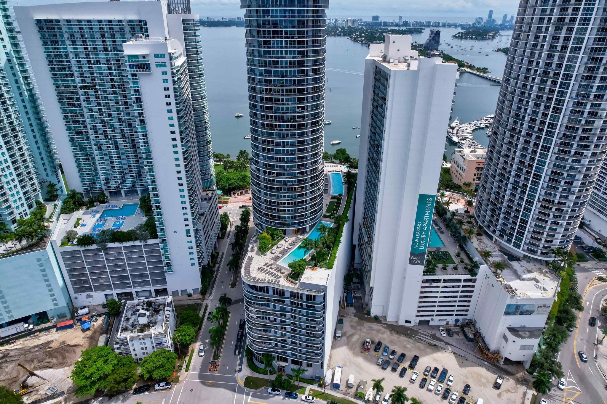 image Aria On The Bay Condo53