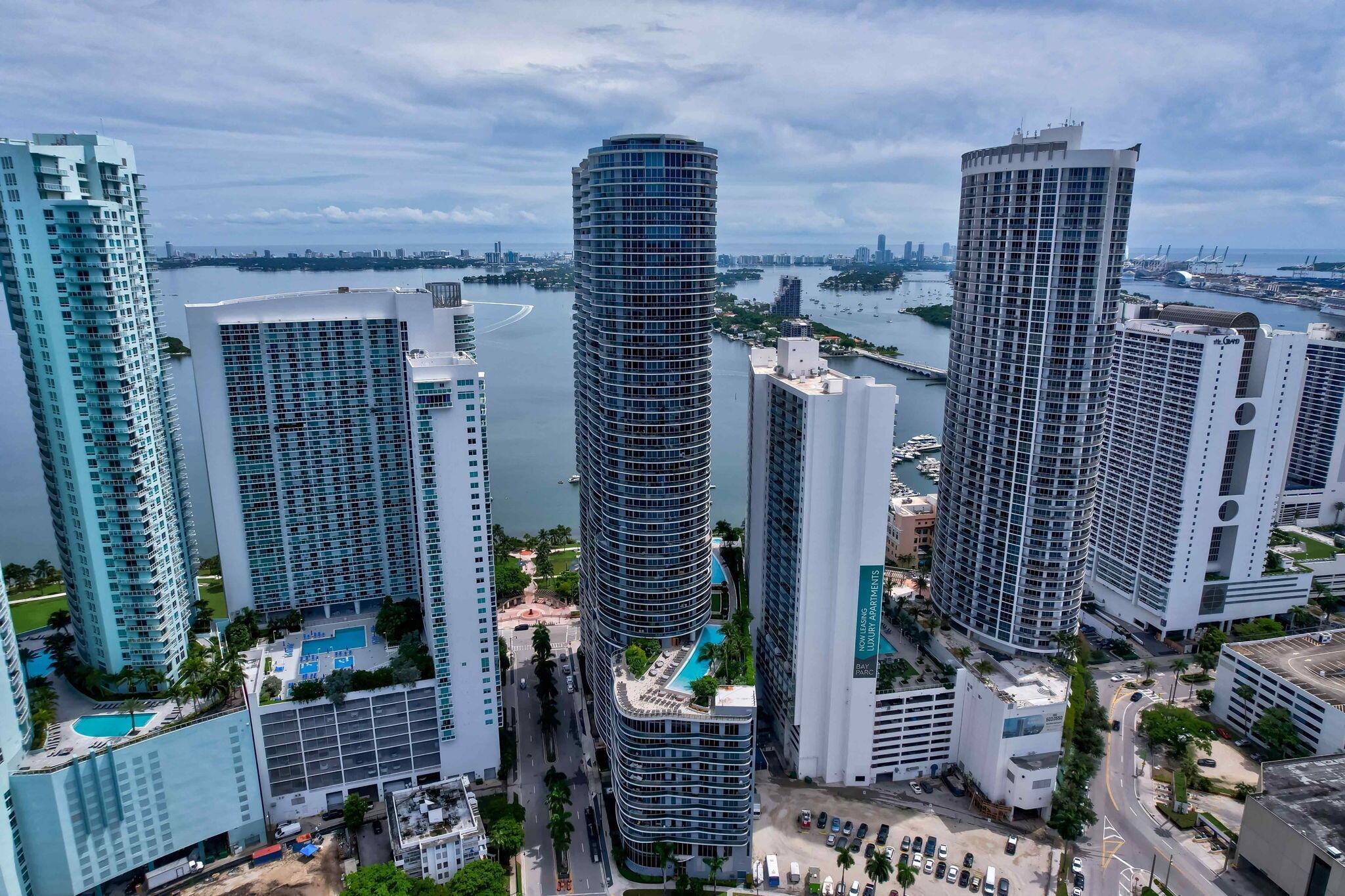 image Aria On The Bay Condo55