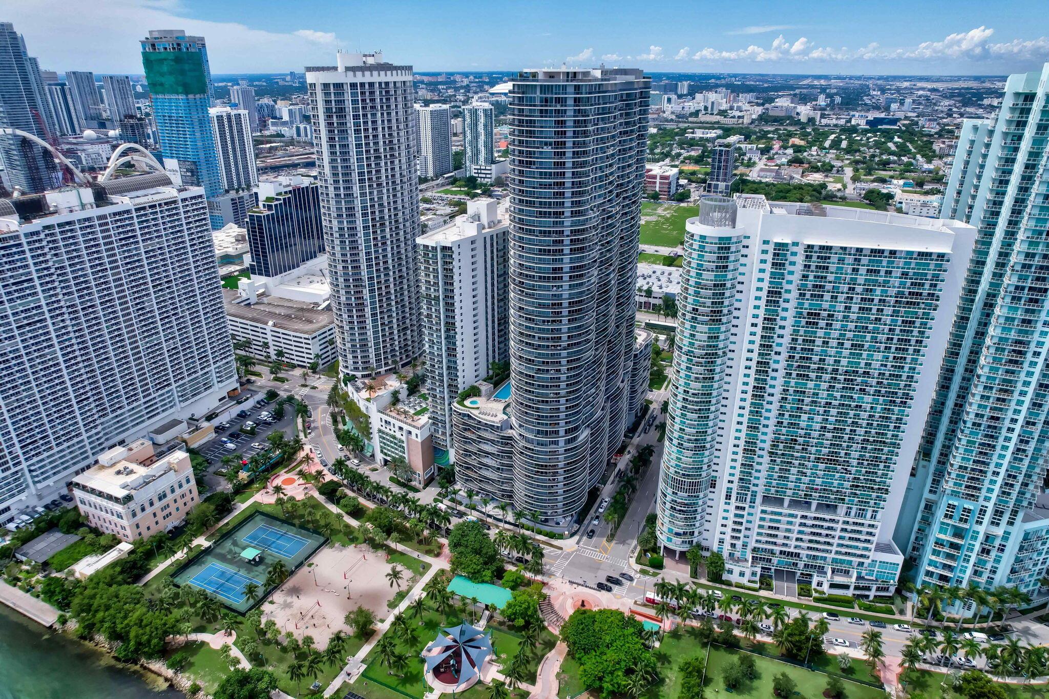 image Aria On The Bay Condo56